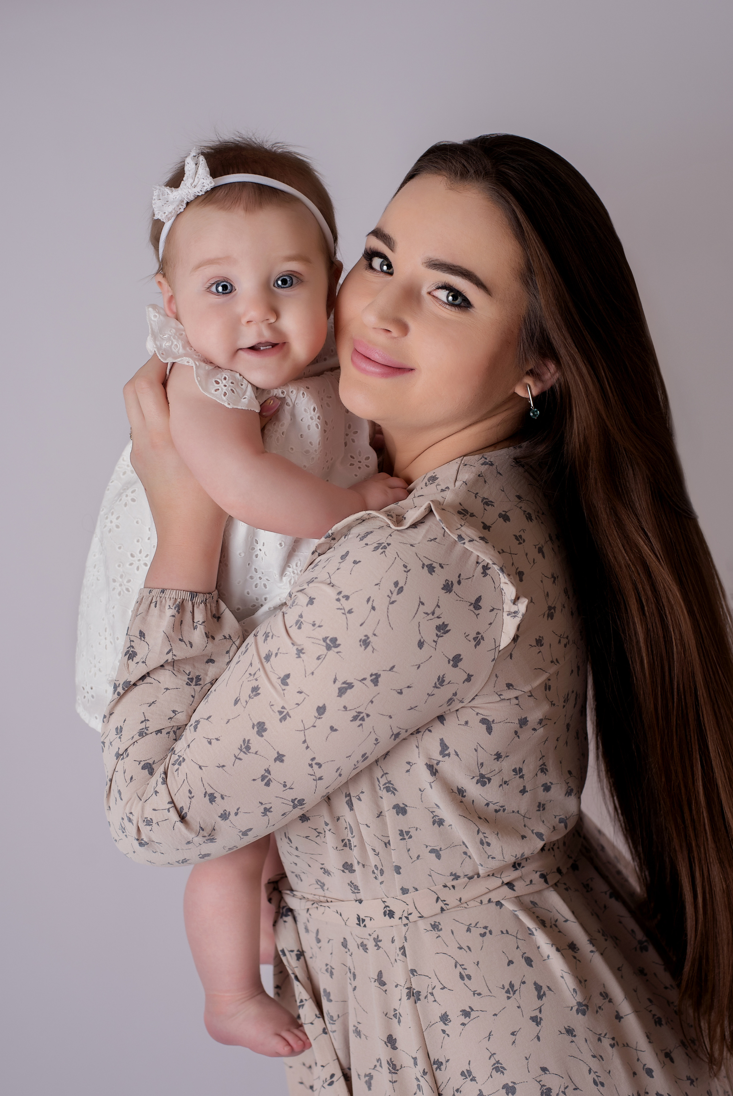 Тамара и Виктория 8 месяцев. Детский фотограф в Долгопрудном и Москве