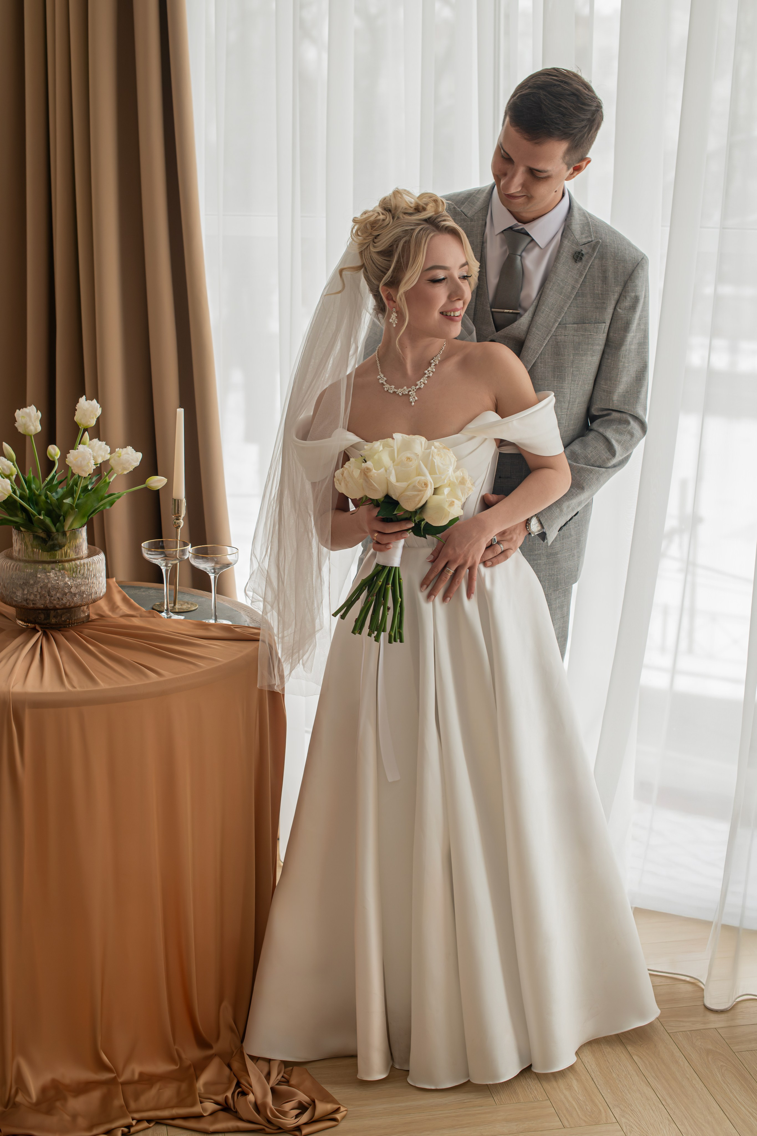 Съемка в студии, гостинице. Семейный и свадебный фотограф в Донецке Донская Анастасия