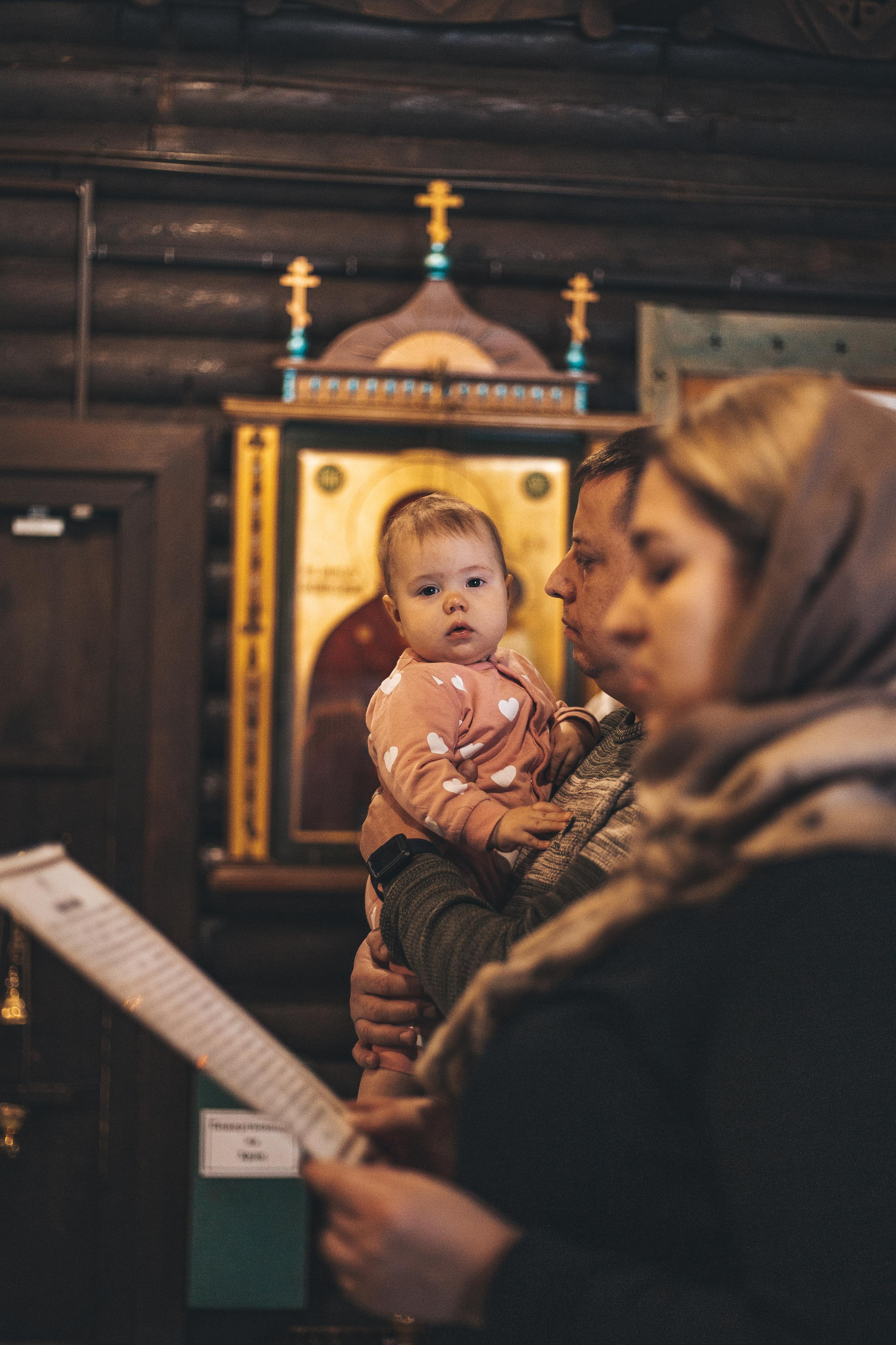 Крестины Кирочки Церковь Инокентия Метрополиса Люберцы. Свадебный и Семейный фотограф в Москве Александра Вайпер