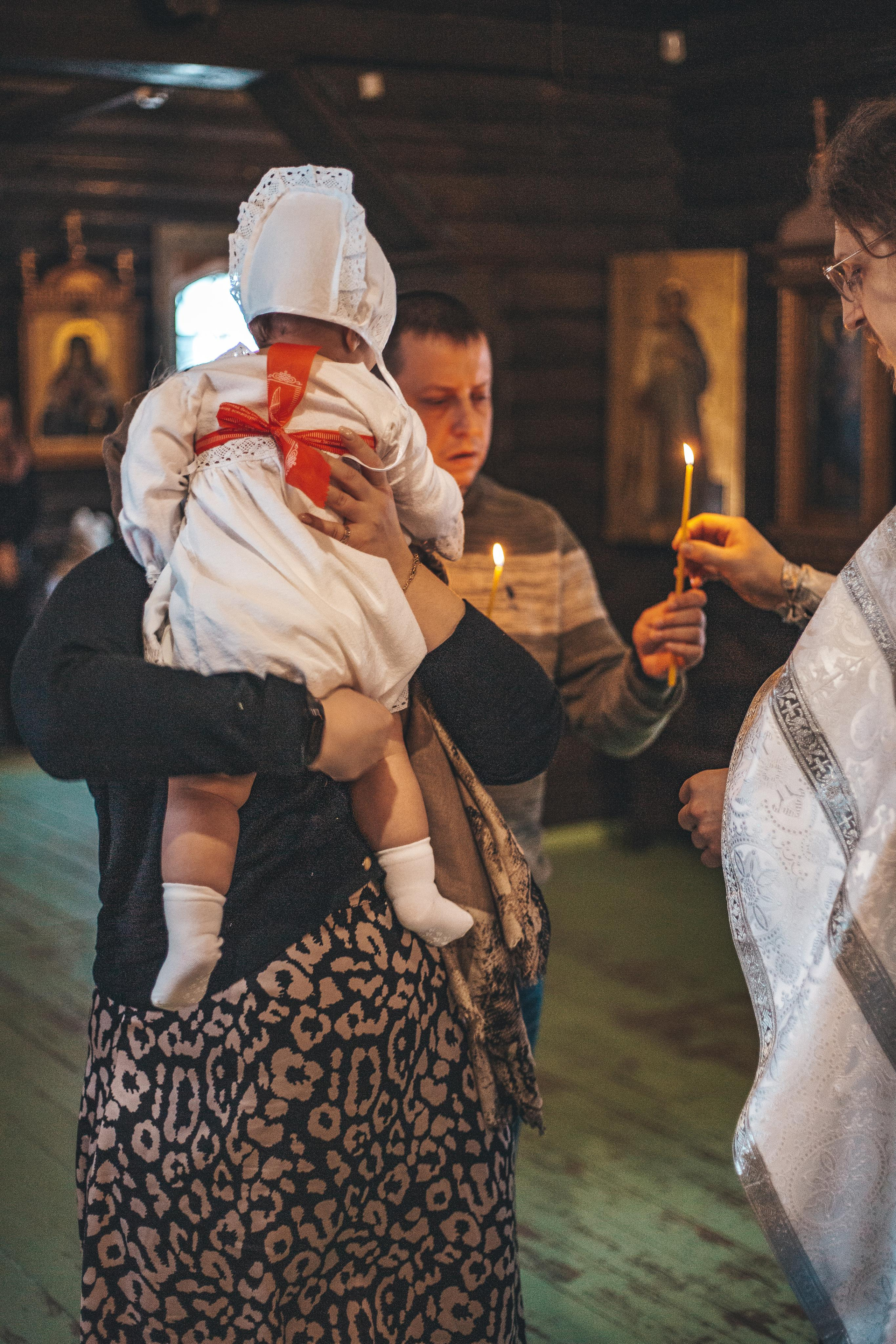 Крестины Кирочки Церковь Инокентия Метрополиса Люберцы. Свадебный и Семейный фотограф в Москве Александра Вайпер