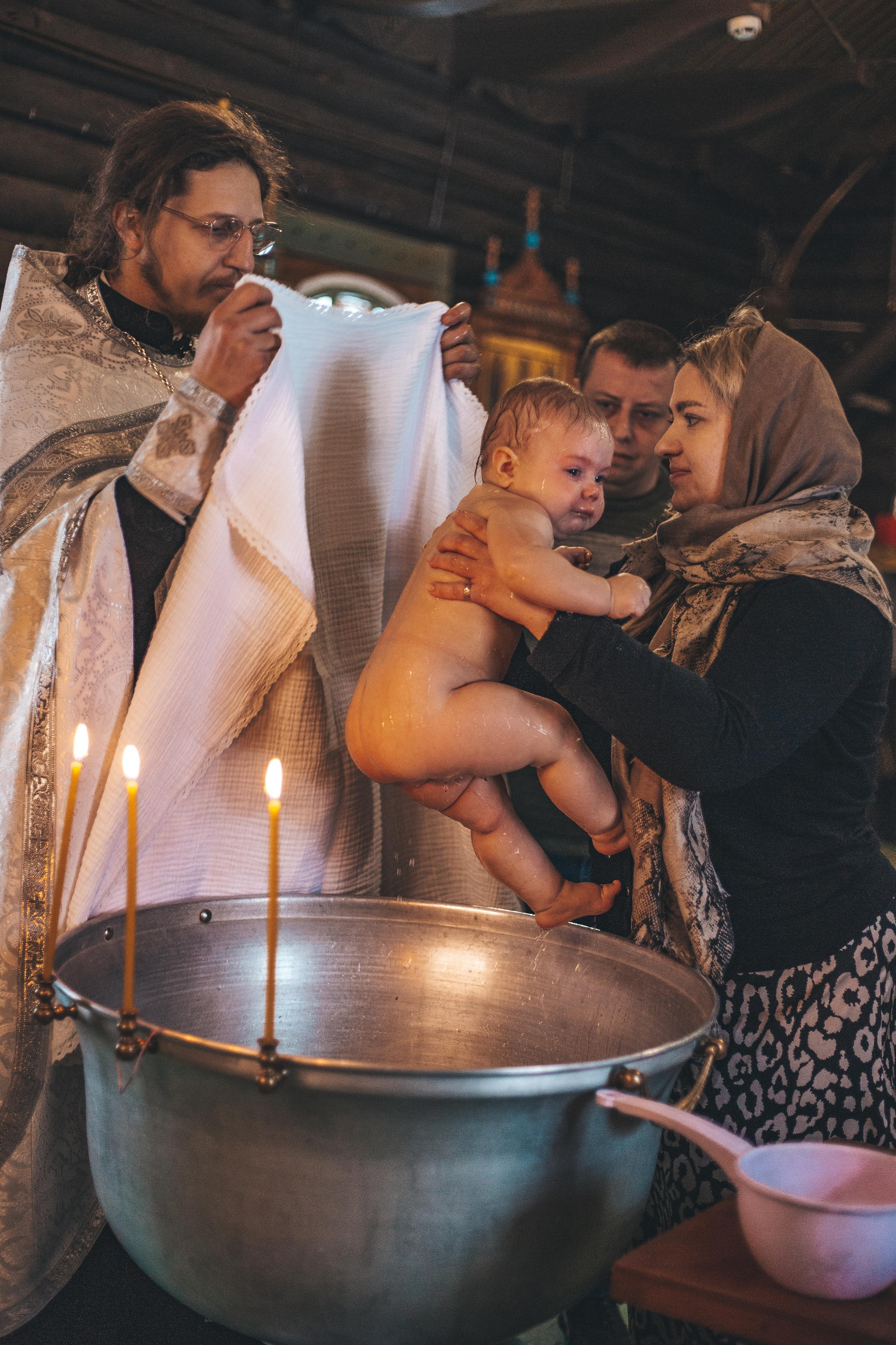 Крестины Кирочки Церковь Инокентия Метрополиса Люберцы. Свадебный и Семейный фотограф в Москве Александра Вайпер