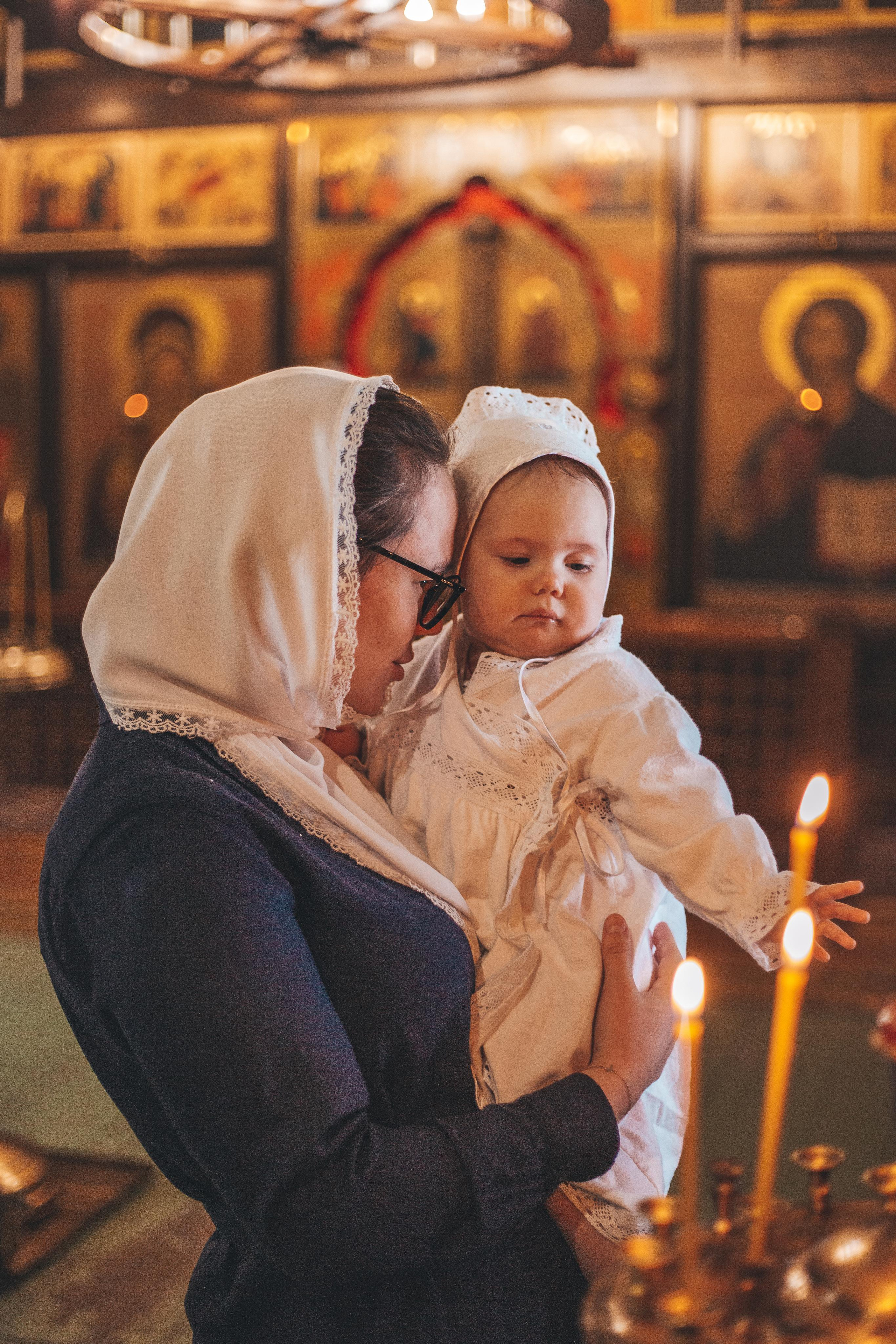 Крестины Кирочки Церковь Инокентия Метрополиса Люберцы. Свадебный и Семейный фотограф в Москве Александра Вайпер