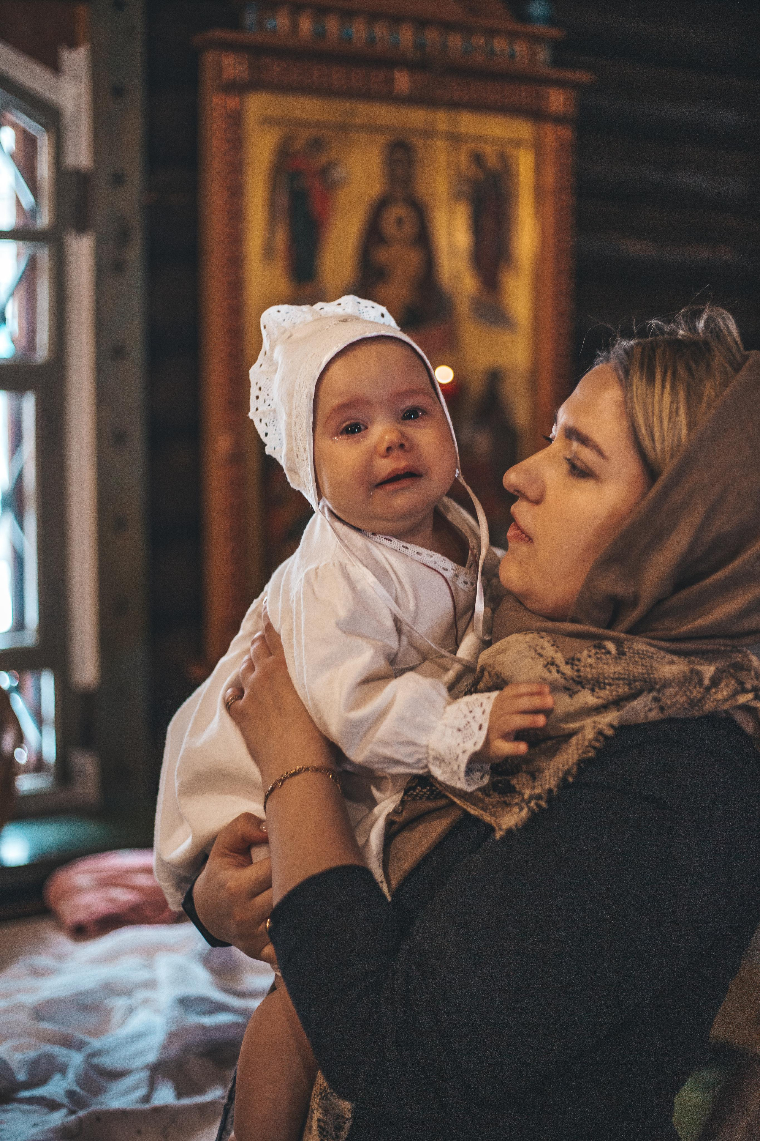 Крестины Кирочки Церковь Инокентия Метрополиса Люберцы. Свадебный и Семейный фотограф в Москве Александра Вайпер