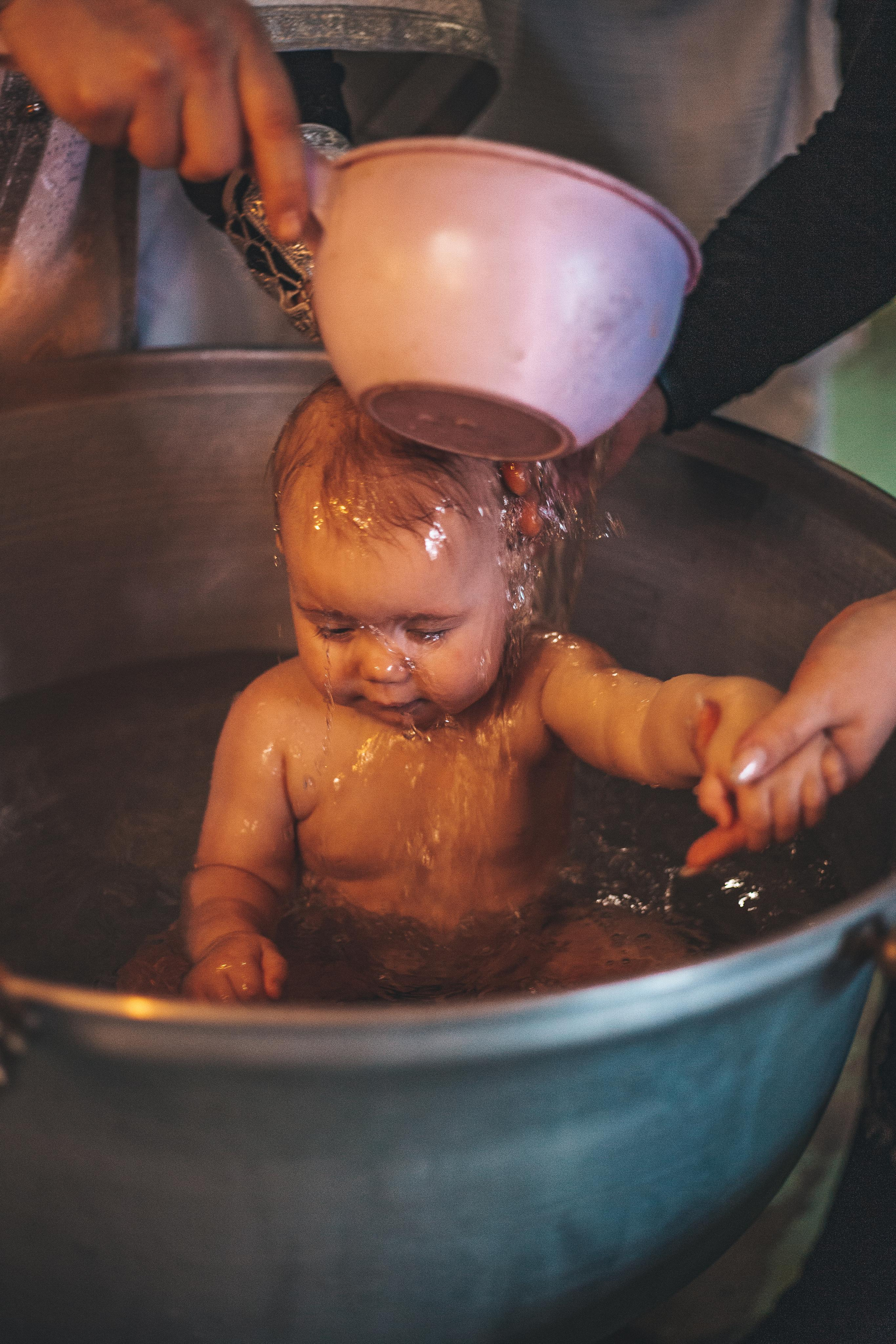 Крестины Кирочки Церковь Инокентия Метрополиса Люберцы. Свадебный и Семейный фотограф в Москве Александра Вайпер