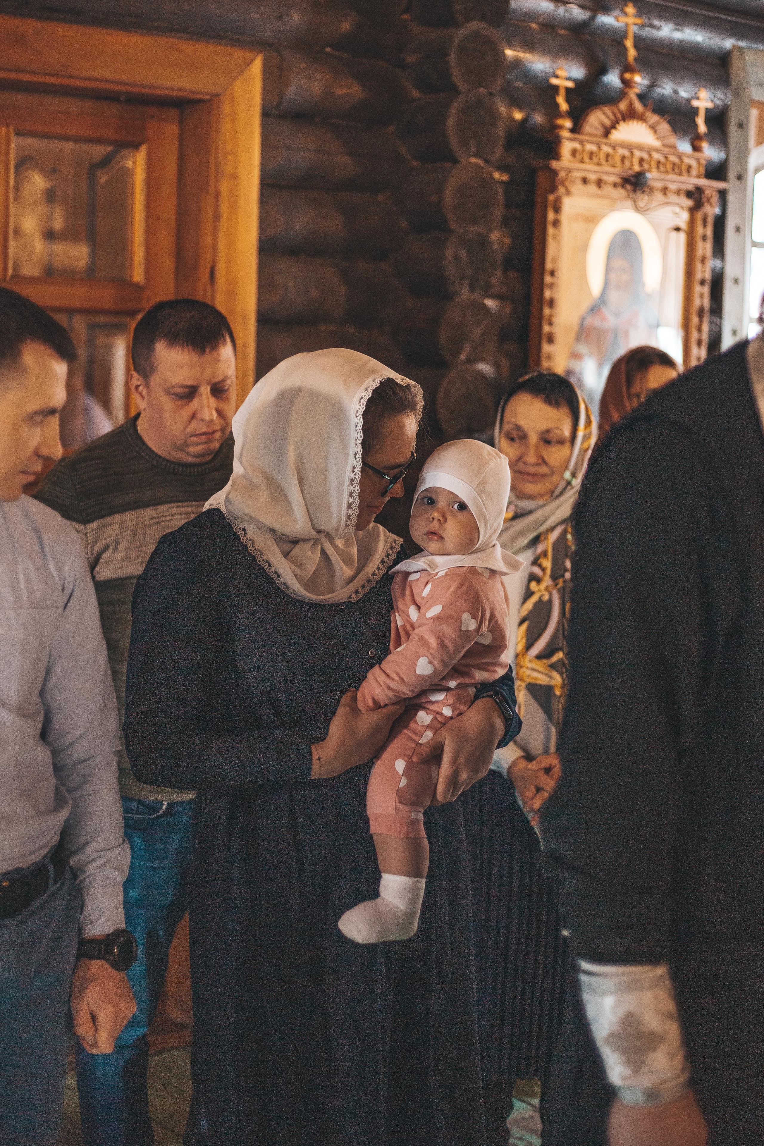 Крестины Кирочки Церковь Инокентия Метрополиса Люберцы. Свадебный и Семейный фотограф в Москве Александра Вайпер