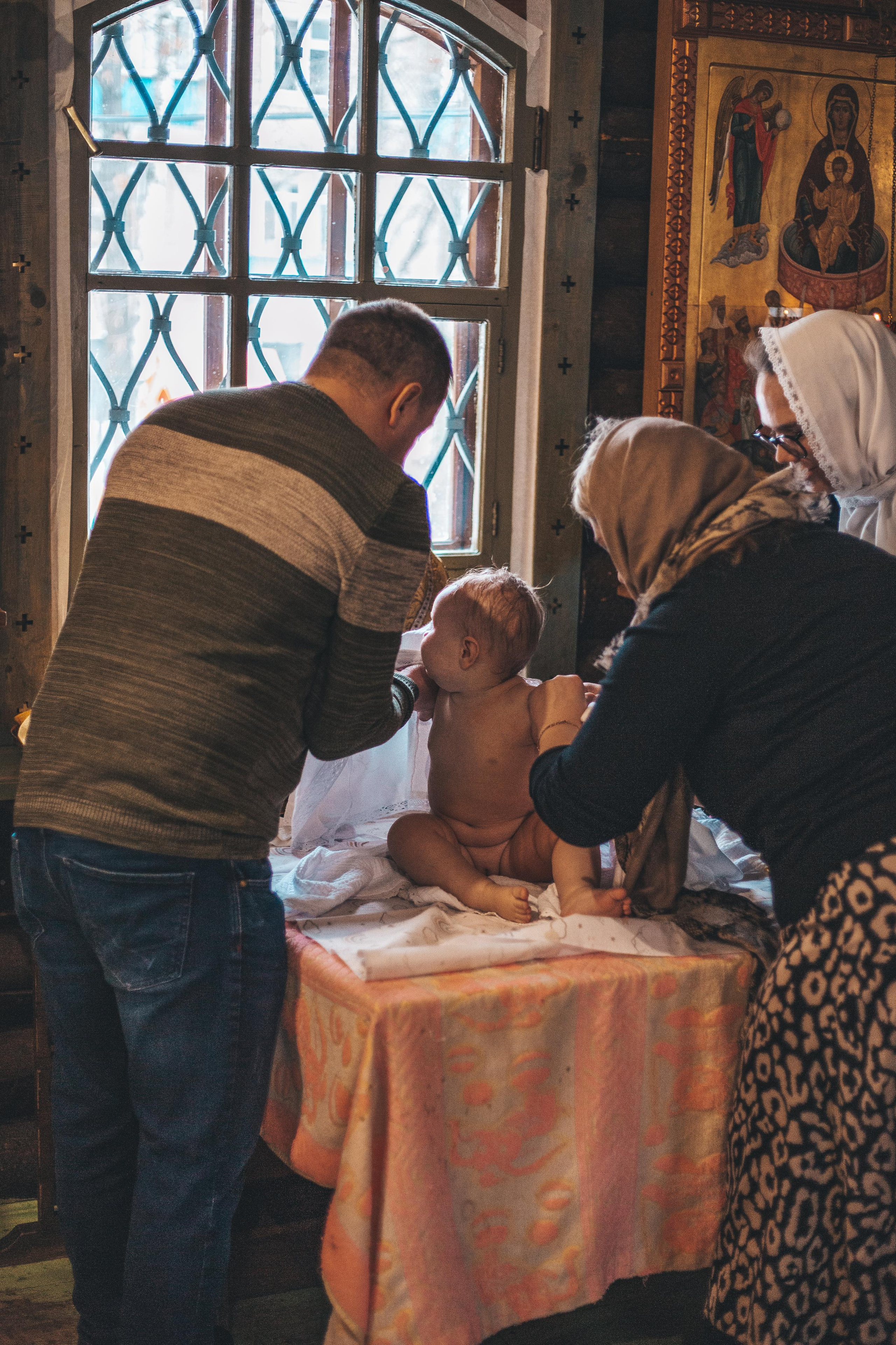 Крестины Кирочки Церковь Инокентия Метрополиса Люберцы. Свадебный и Семейный фотограф в Москве Александра Вайпер