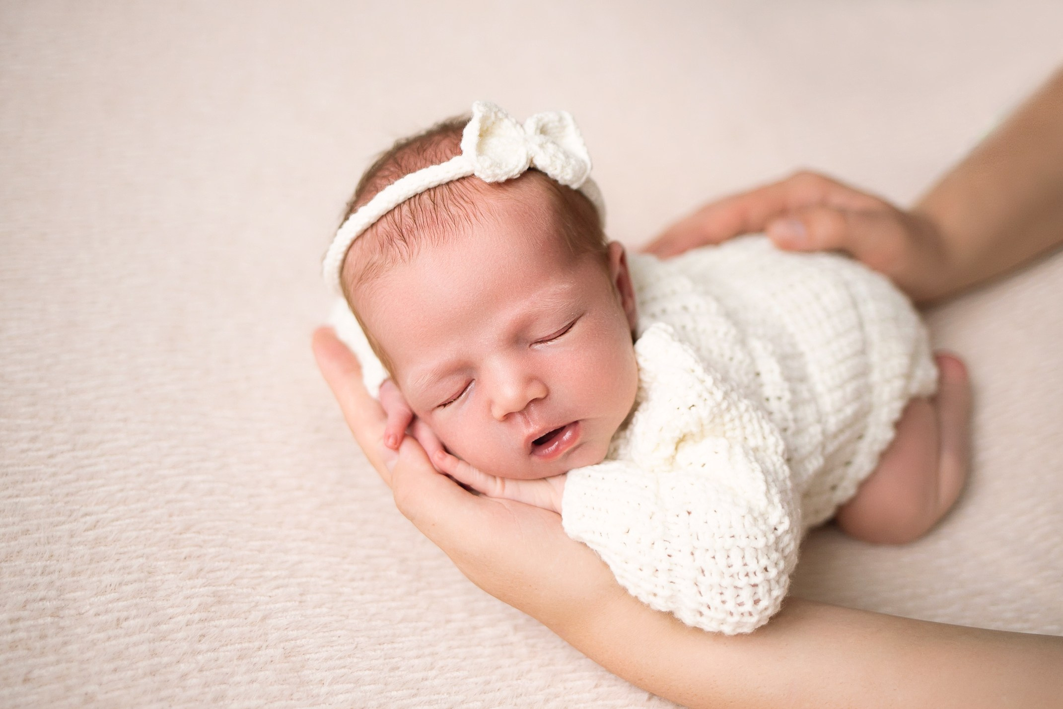 Фотосессия новорожденного. Фотограф новорожденных в Новосибирске