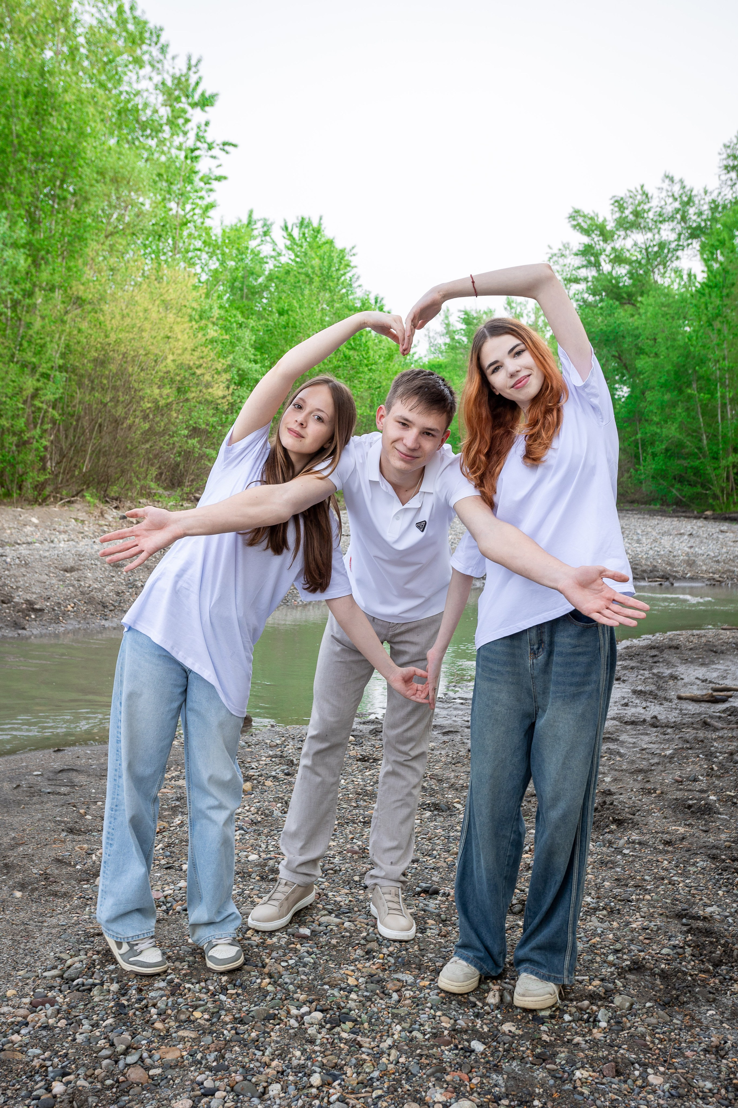 Уличная фотосессия на выпускной альбом. Выпускные альбомы Майкоп, Краснодар Елена Золотарева