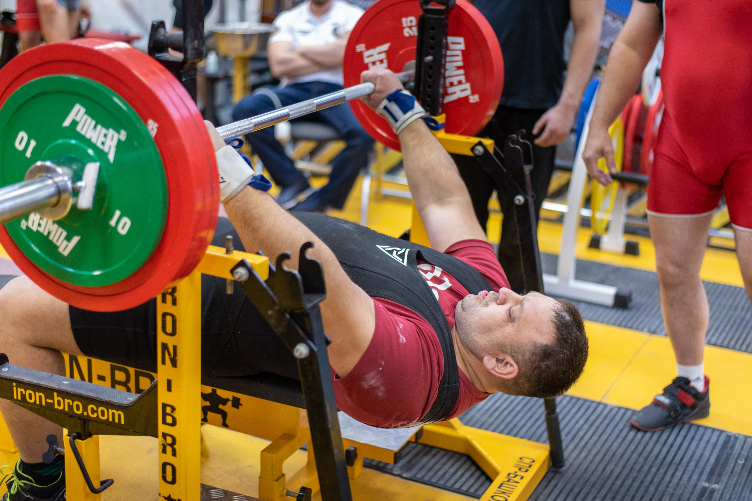 Фоторепортаж с турнира по пауэрлифтингу