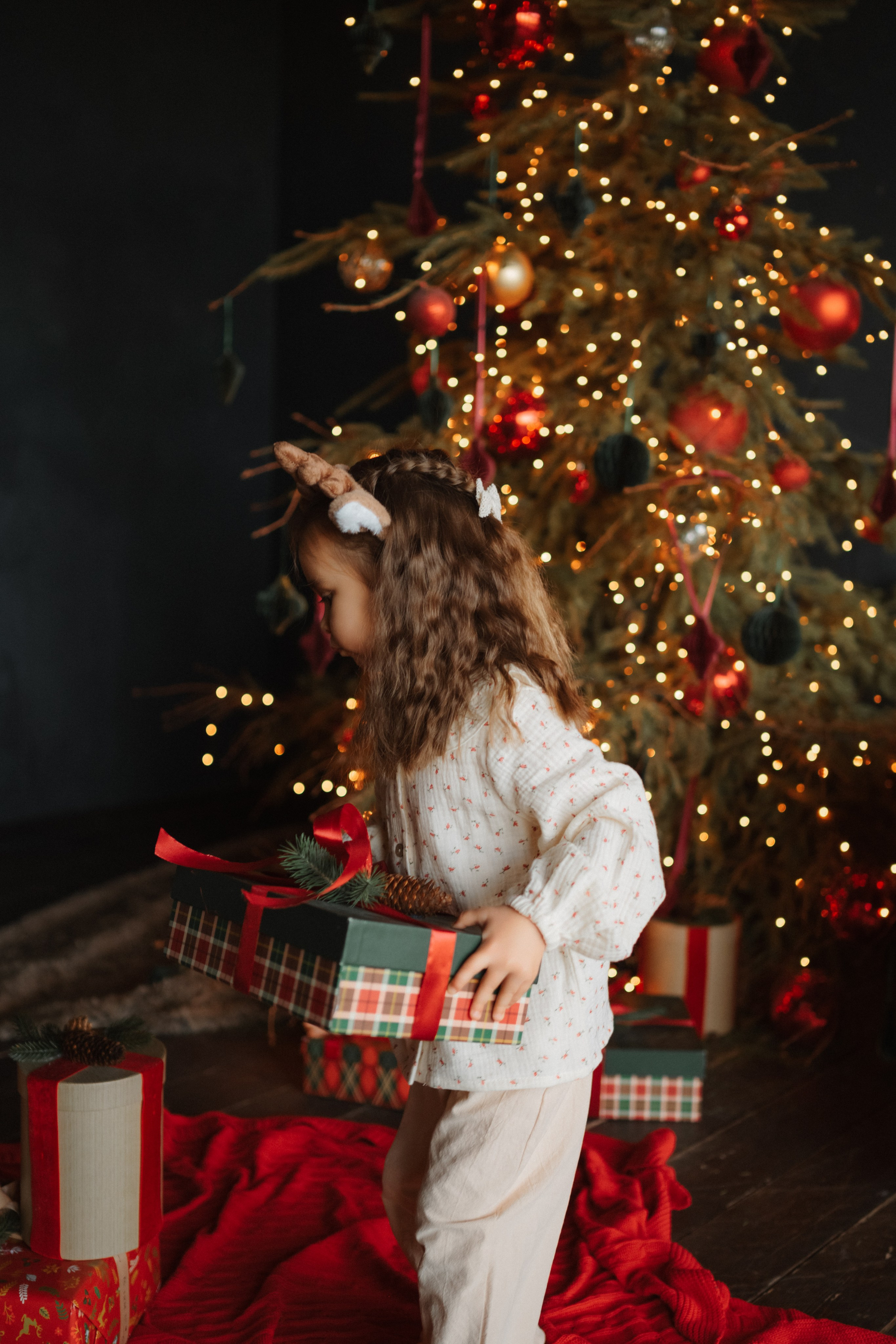 Лада, Алиса, Андрей и Фифи. Дьяконова Валерия семейный и детский фотограф в Санкт-Петербурге