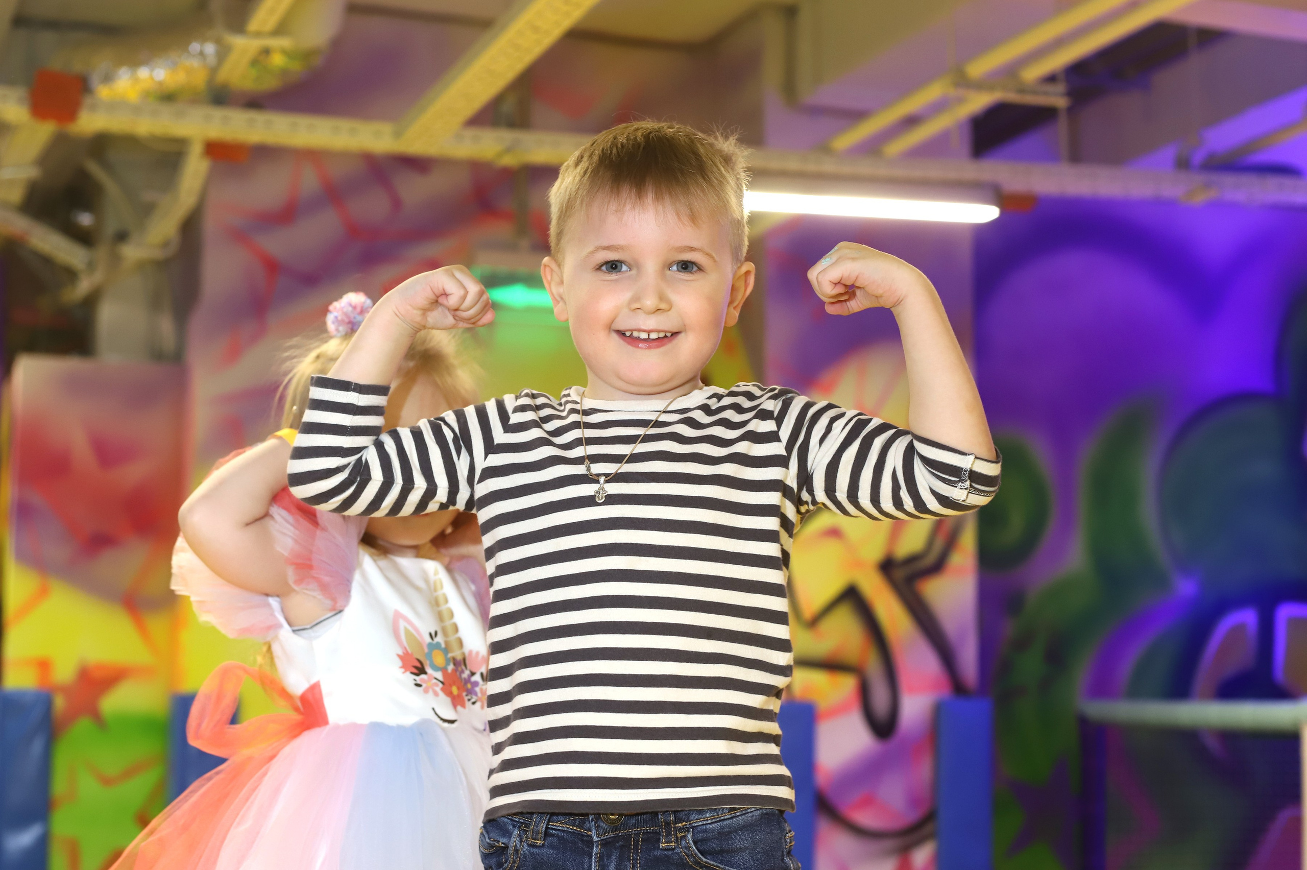 Школьный фотограф № 1 — Москва и МО | Роман Абрамов: выпускные альбомы, школьные фото, 20 лет опыта