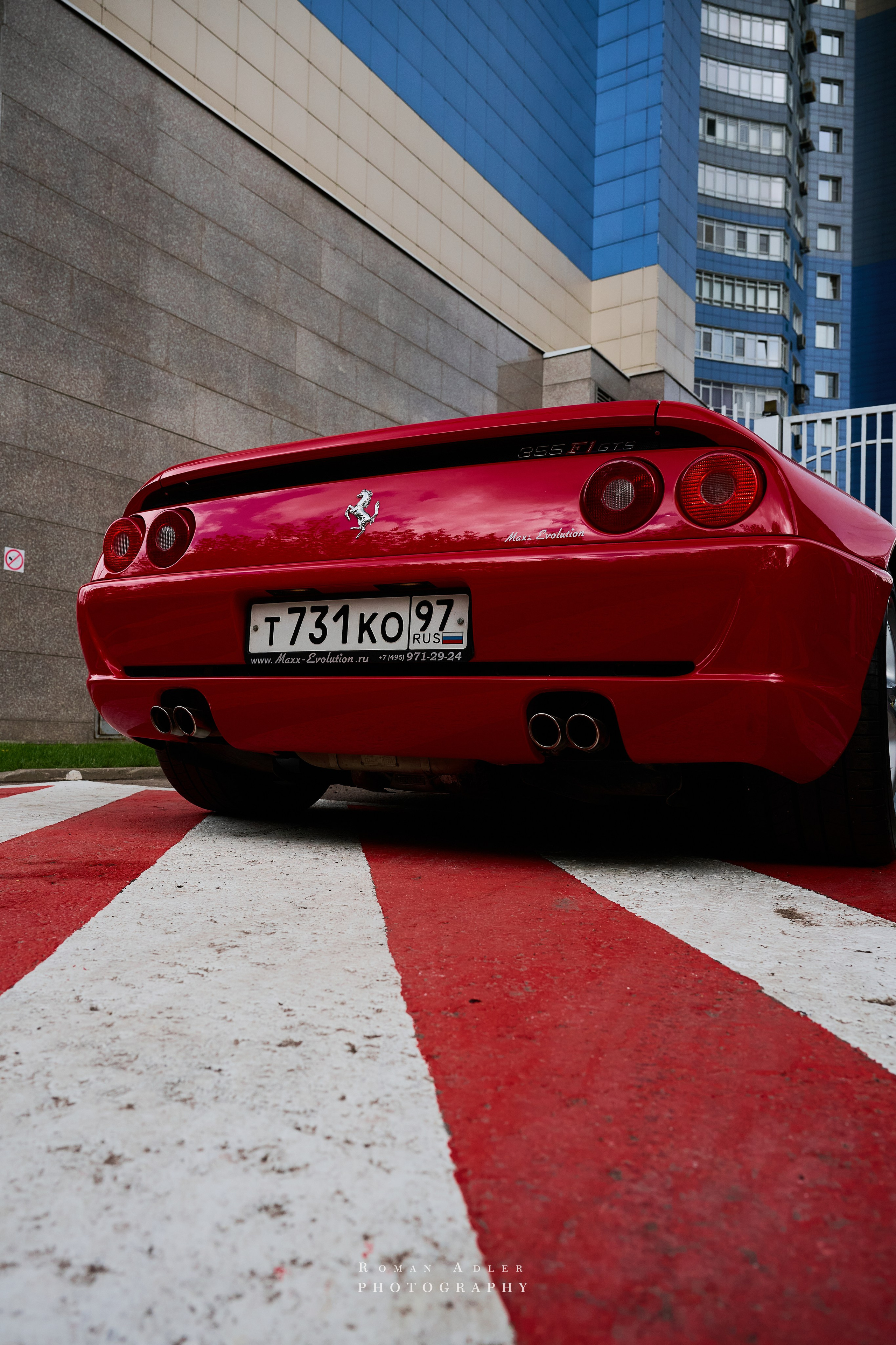 Ferrari 355 GTS. Фотограф Роман Адлер