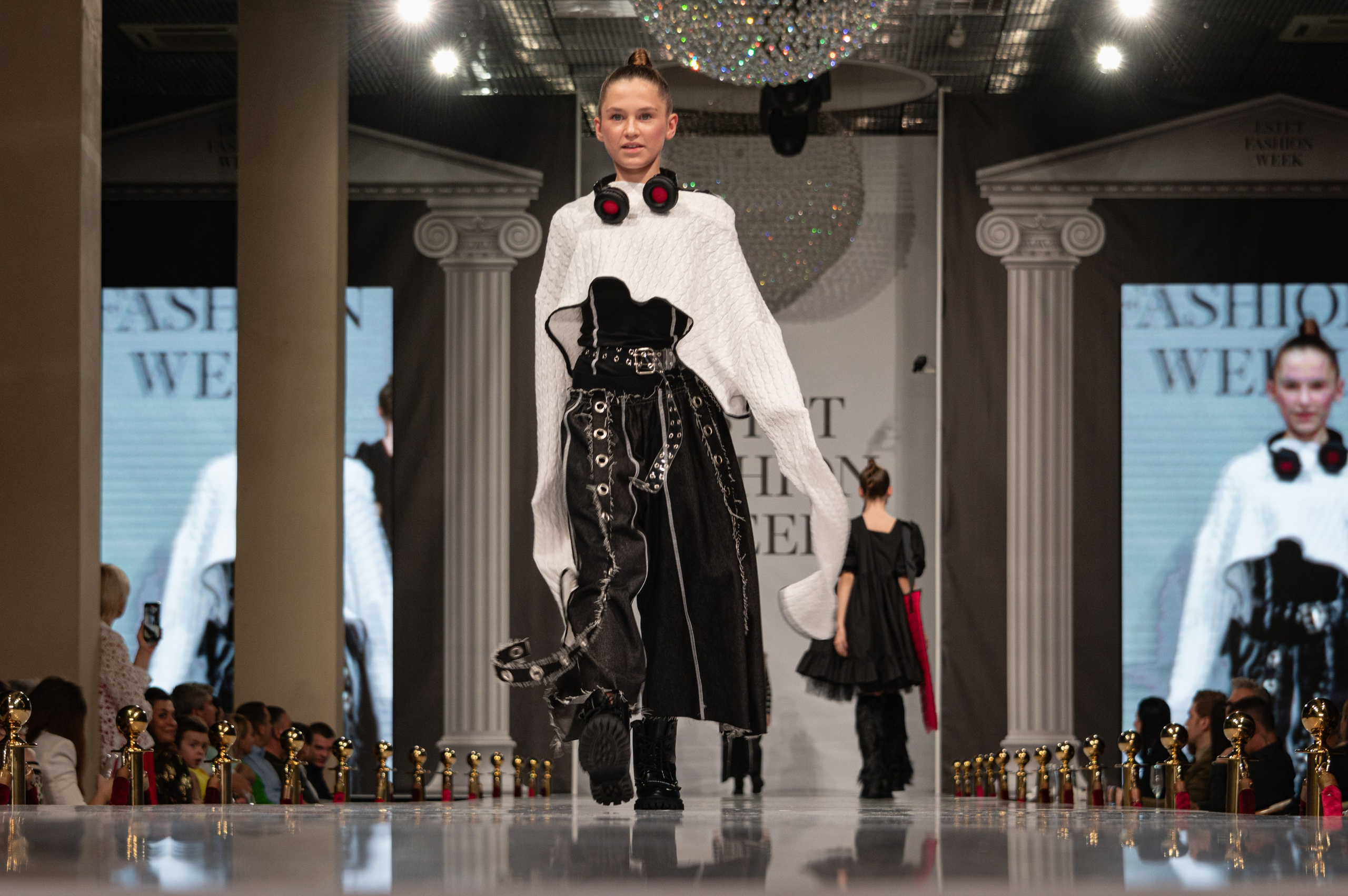 Estet Fashion Week-2023. Фотограф Роман Адлер