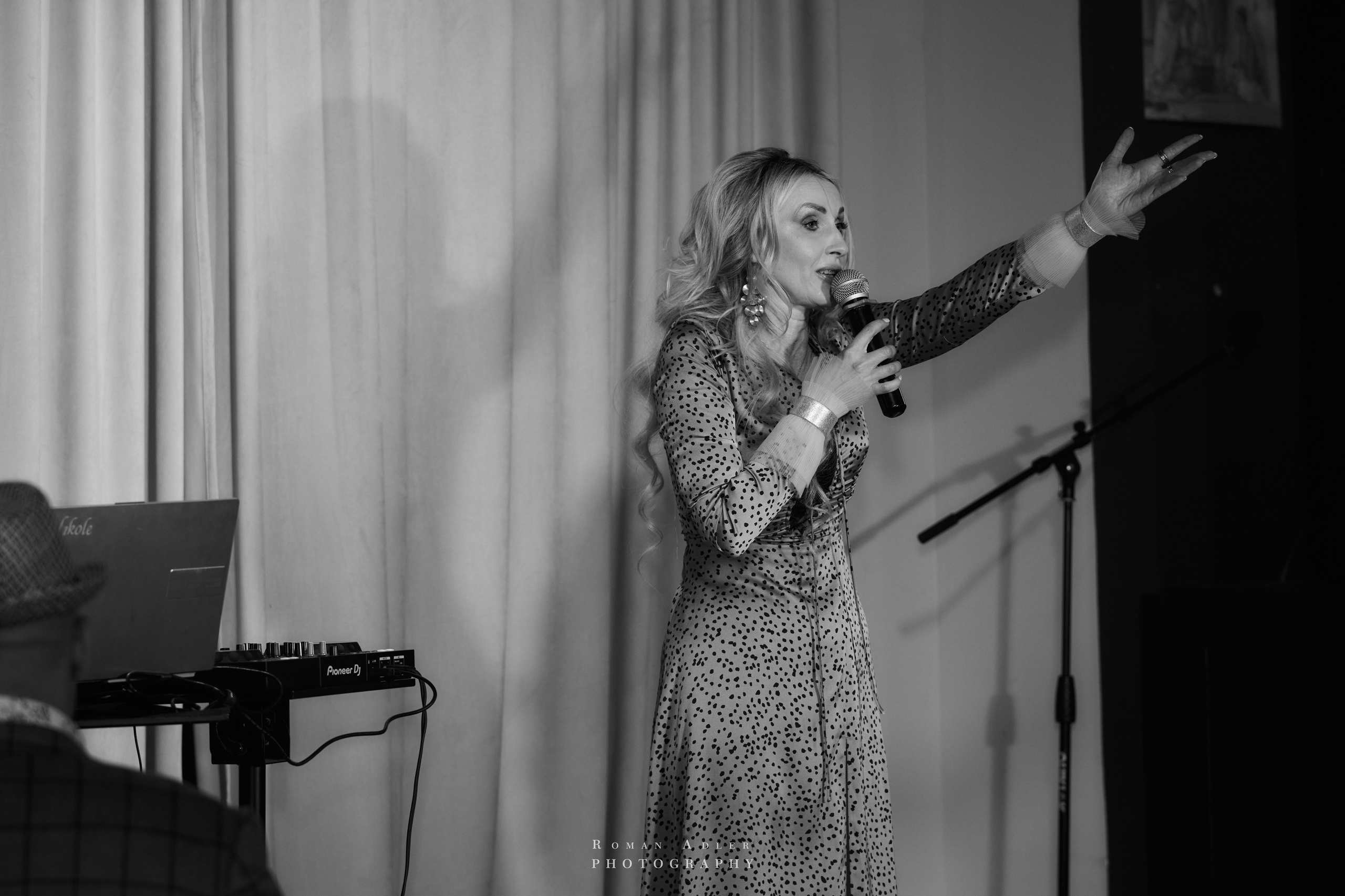 Концерт Марики (группа Стрелки). Фотограф Роман Адлер