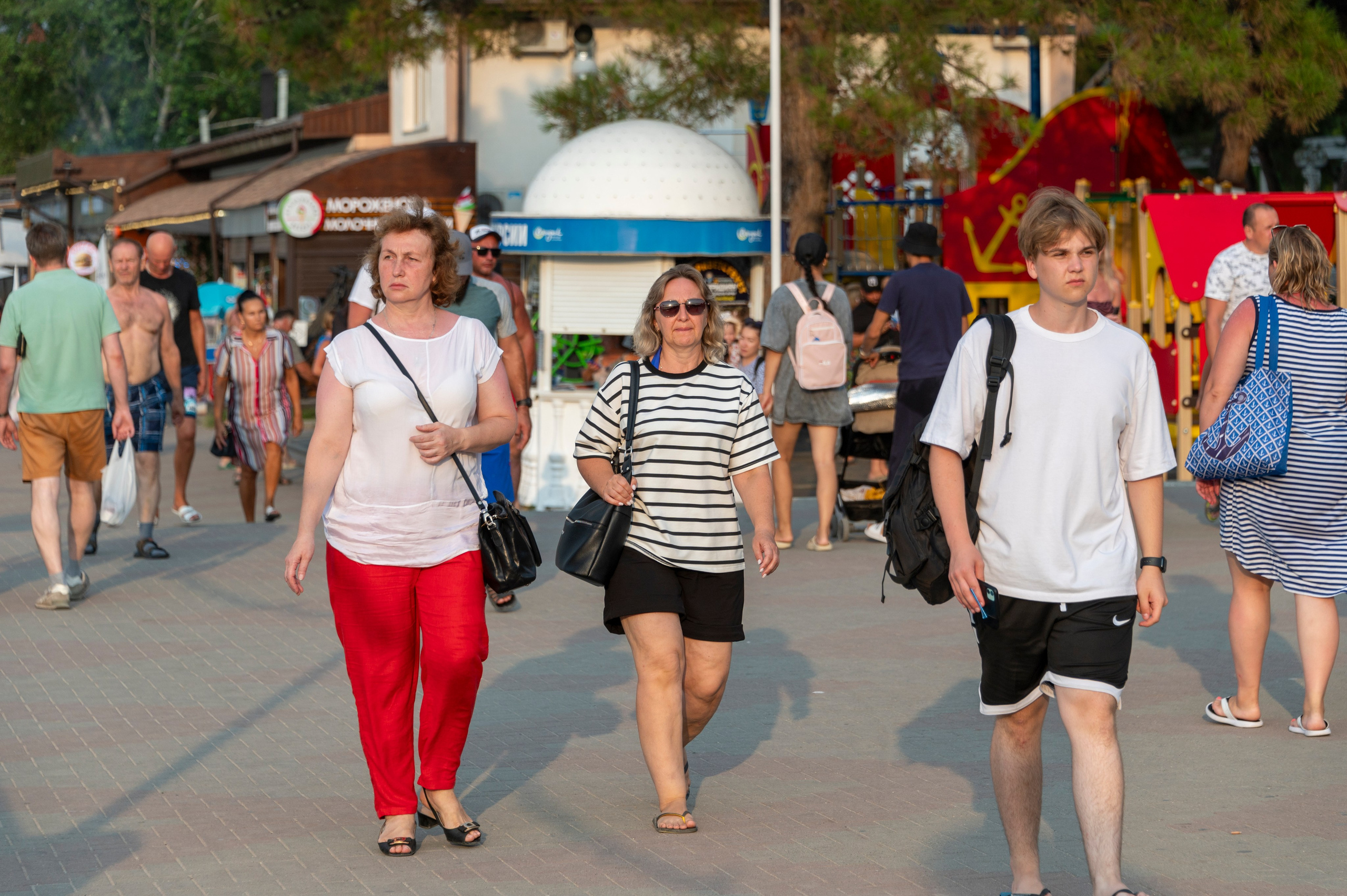 Геленджик. Август 2023. Фотограф Роман Адлер