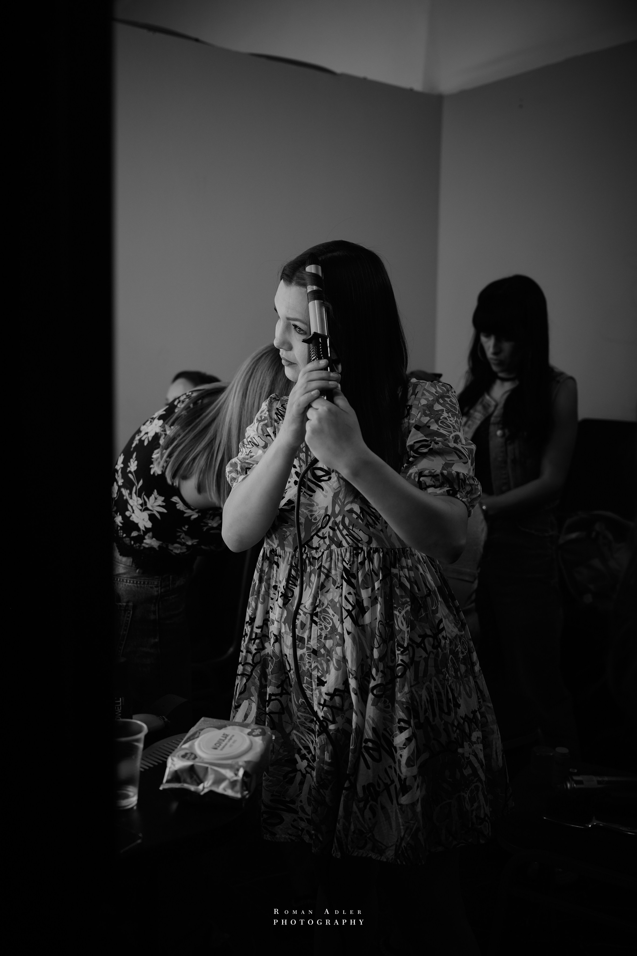 Бэкстейдж подготовки шоу Андрея Вишневского. Photographer Roman Adler