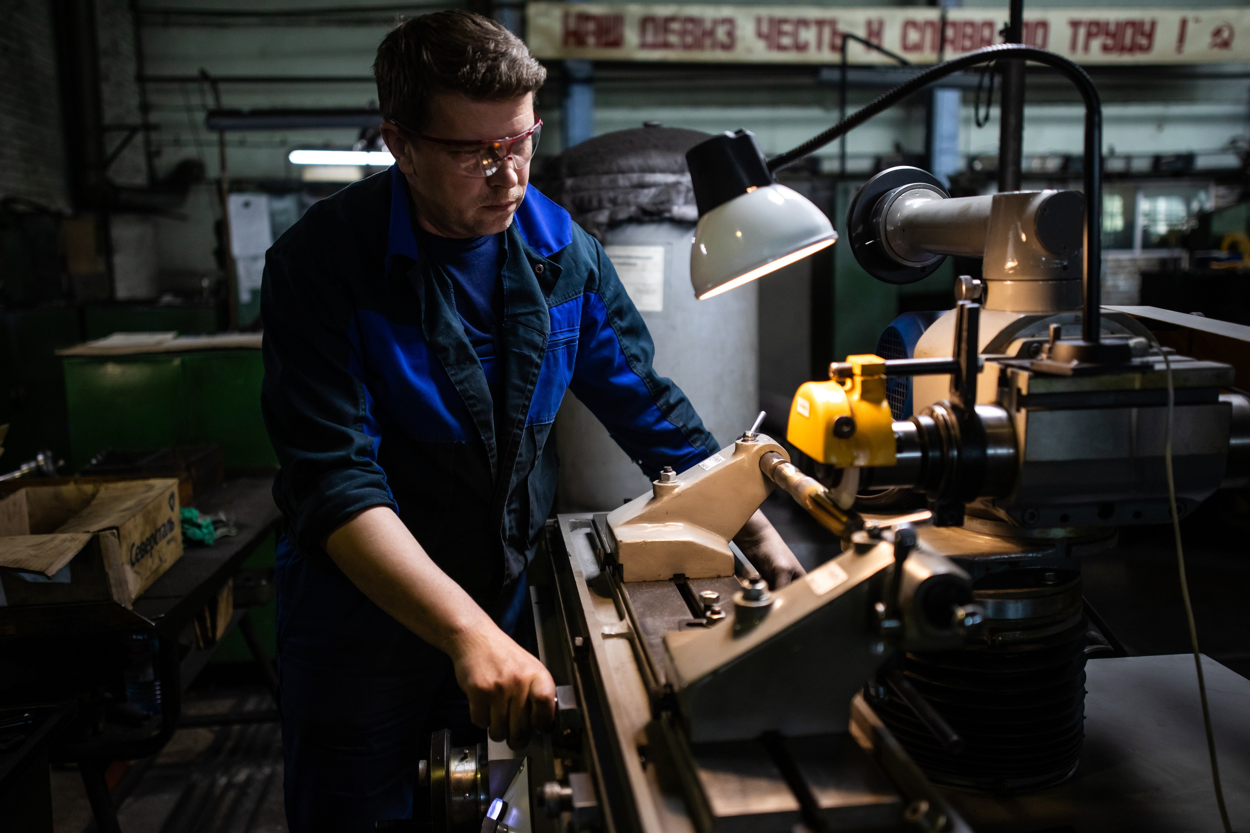 Портретная фотосъемка и мобильная фотостудия в Москве. Промышленный фотограф, фоторепортаж, Россия