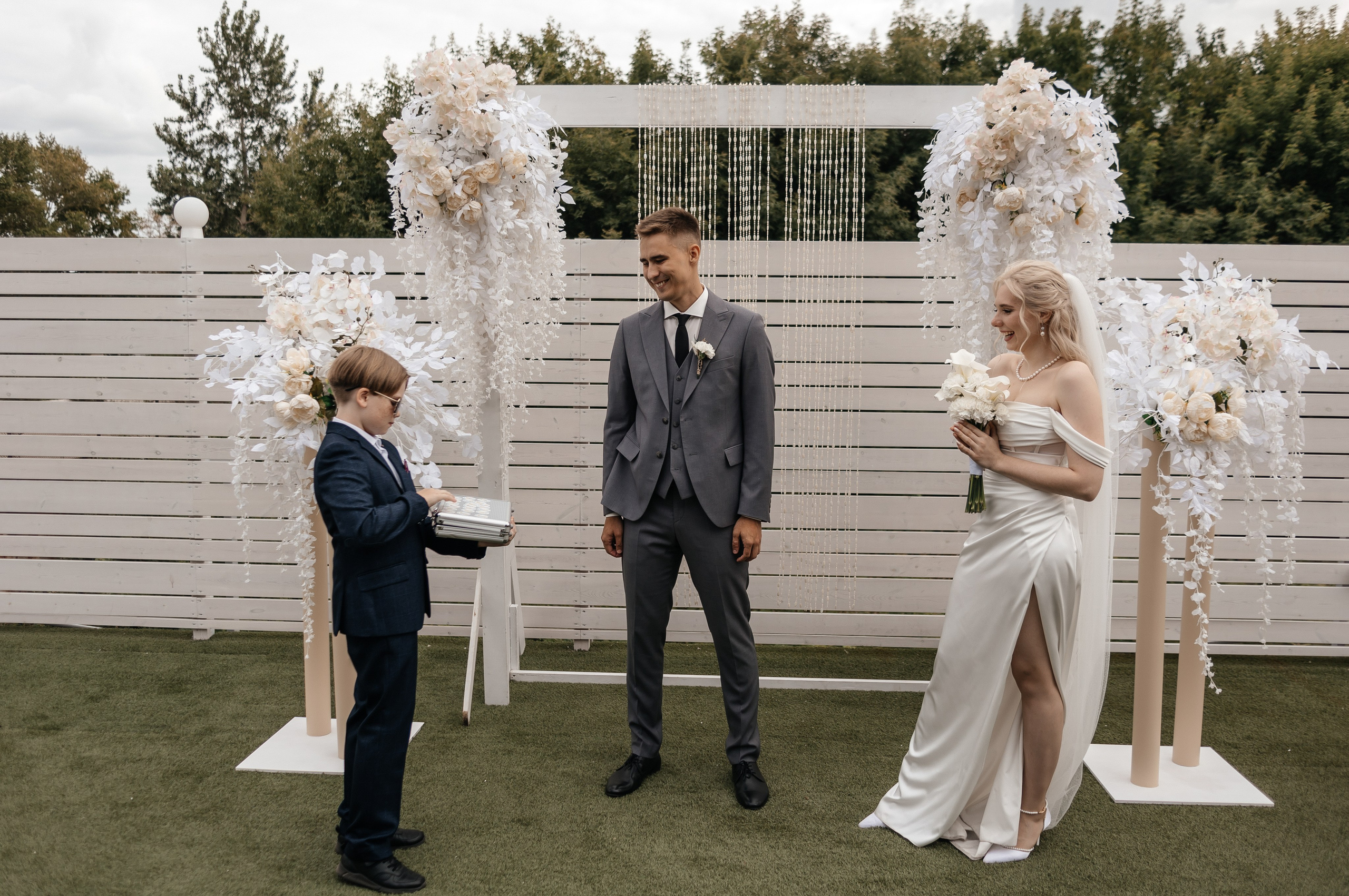 Николай & Анастасия | 10.08.24. Свадебный и семейный фотограф в Омске Евгения Хакимова