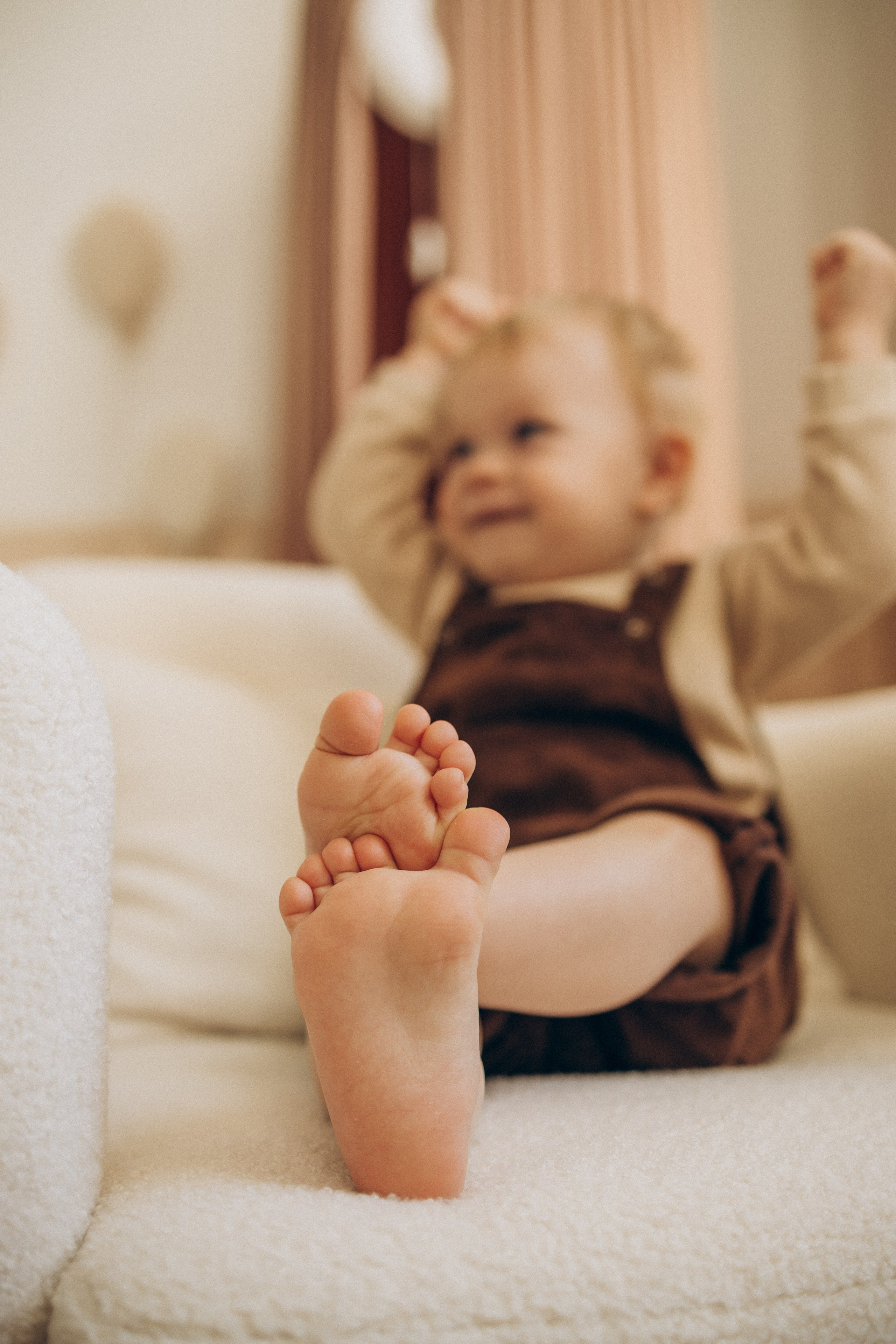 Семейная фотосессия Москва, семейный фотограф в Москве, семейная фотосессия, детский фотограф, семейная фотосессия в студии, студийная семейная фотосессия, фотосессия с малышом, фотосессия годовасия, фотосессия в годик