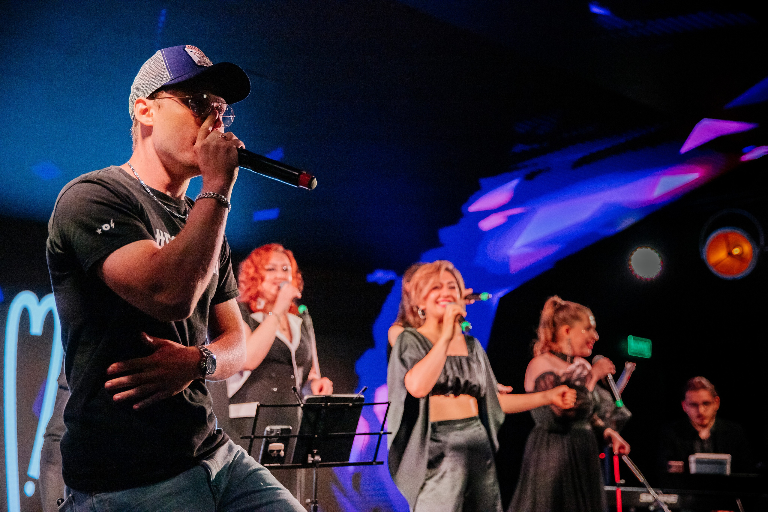 PRОГОЛОС ЕЛЬЦИН ЦЕНТР. Репортажный и портретный фотограф в Екатеринбурге Гизатуллин Марат