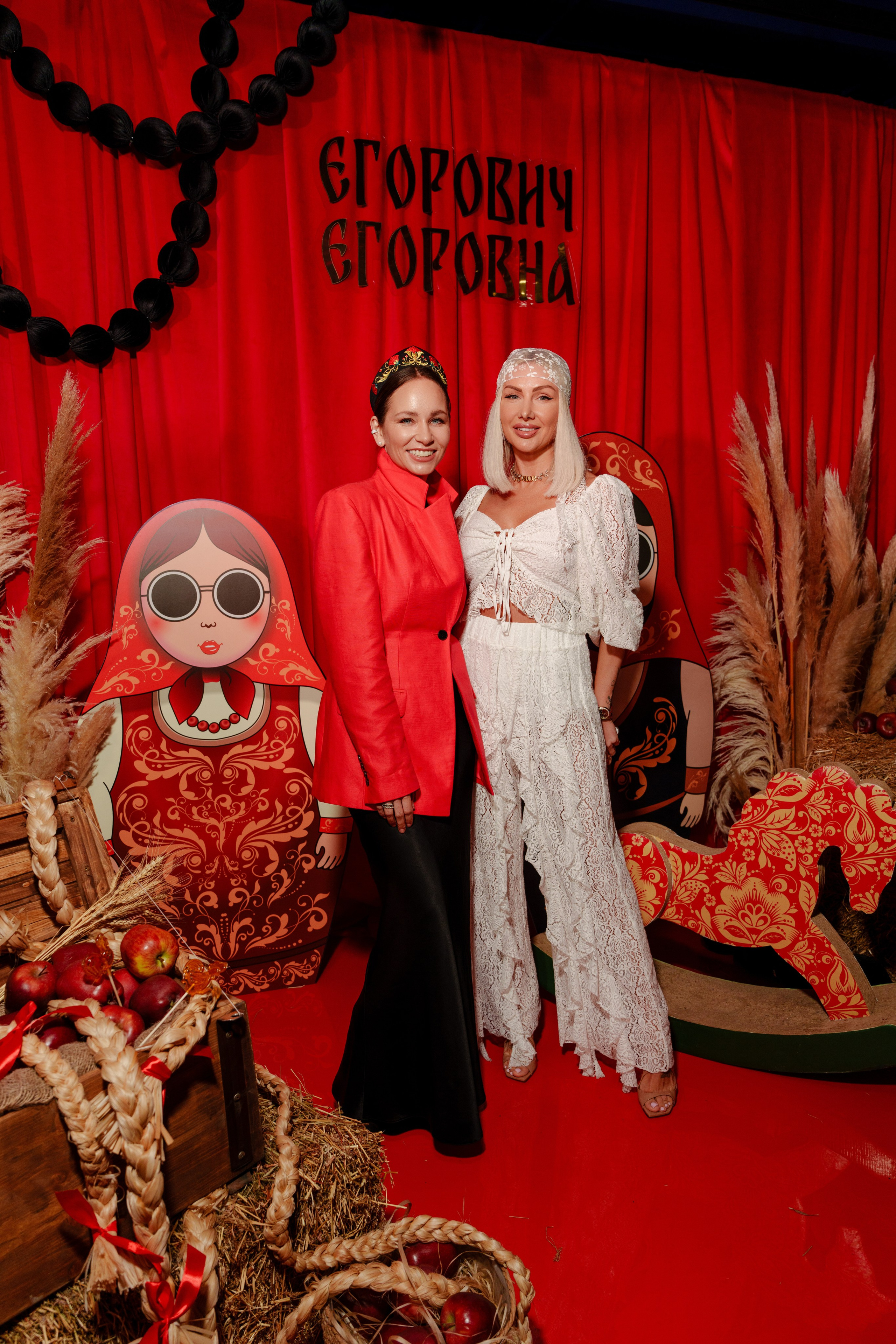 Репортажный фотограф на гендер пати в славянском стиле в Москве. Репортажный фотограф Москва Сергей Дружинин