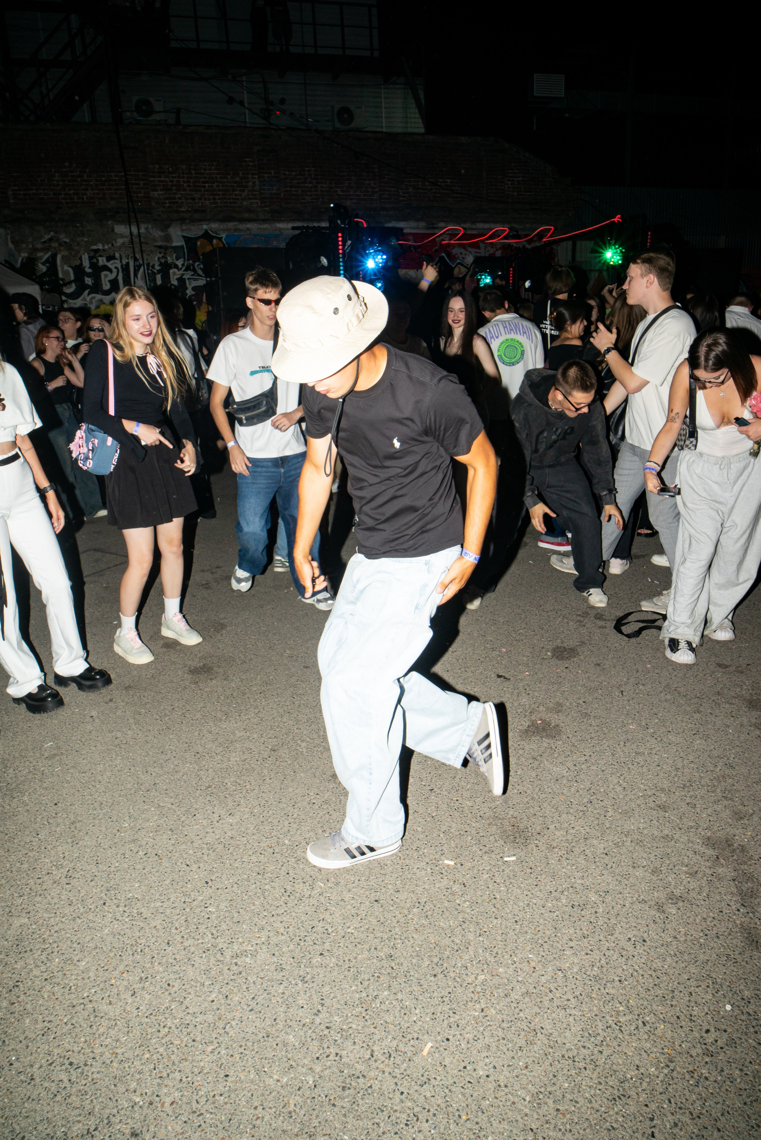 Daryana + Afterparty / @Барный Союз Open Air / Краснодар. Концертный фотограф в Краснодаре