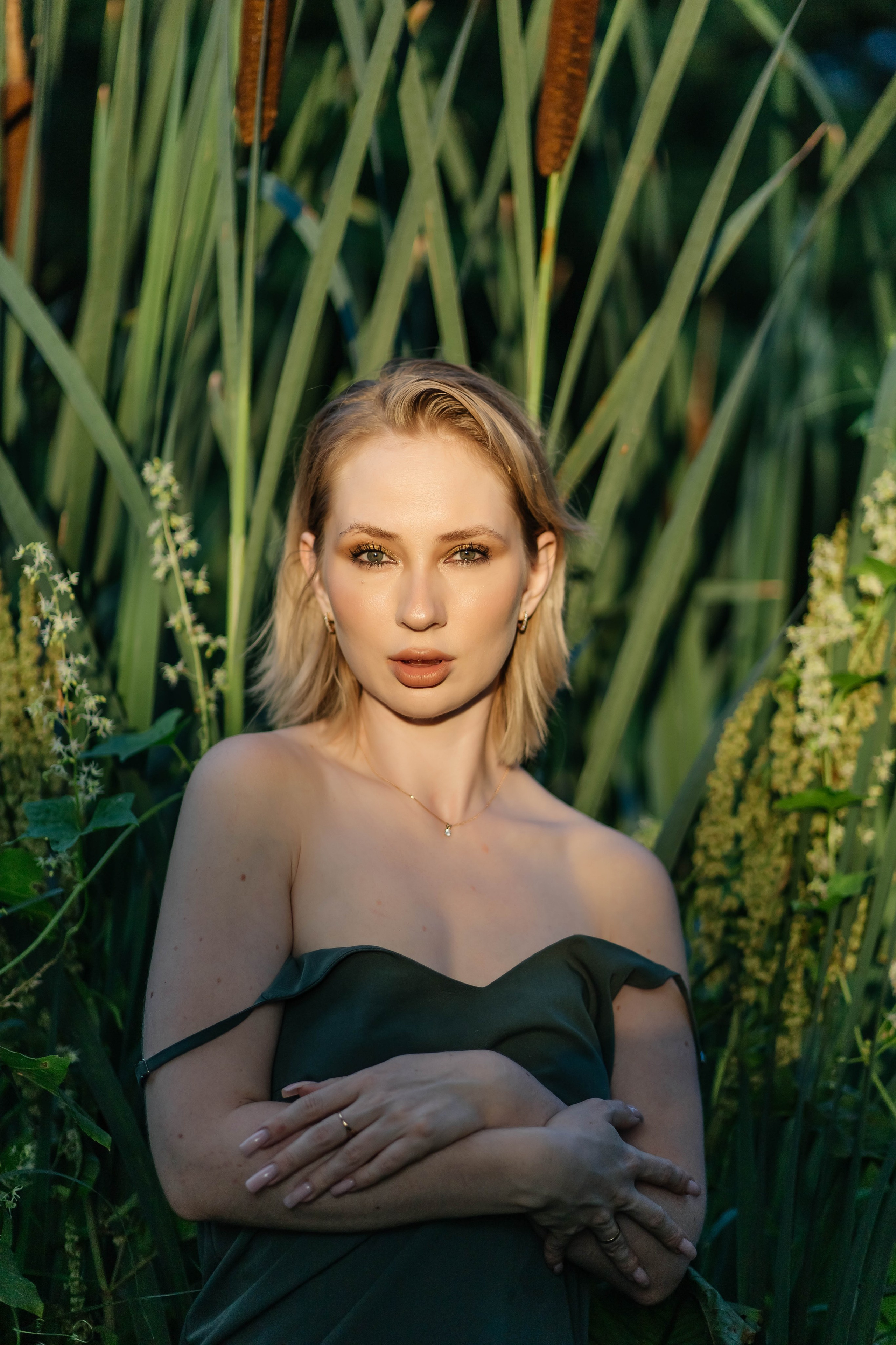 Александра фотосессия на природе. Женский фотограф в Оренбурге Ирина Заводчикова