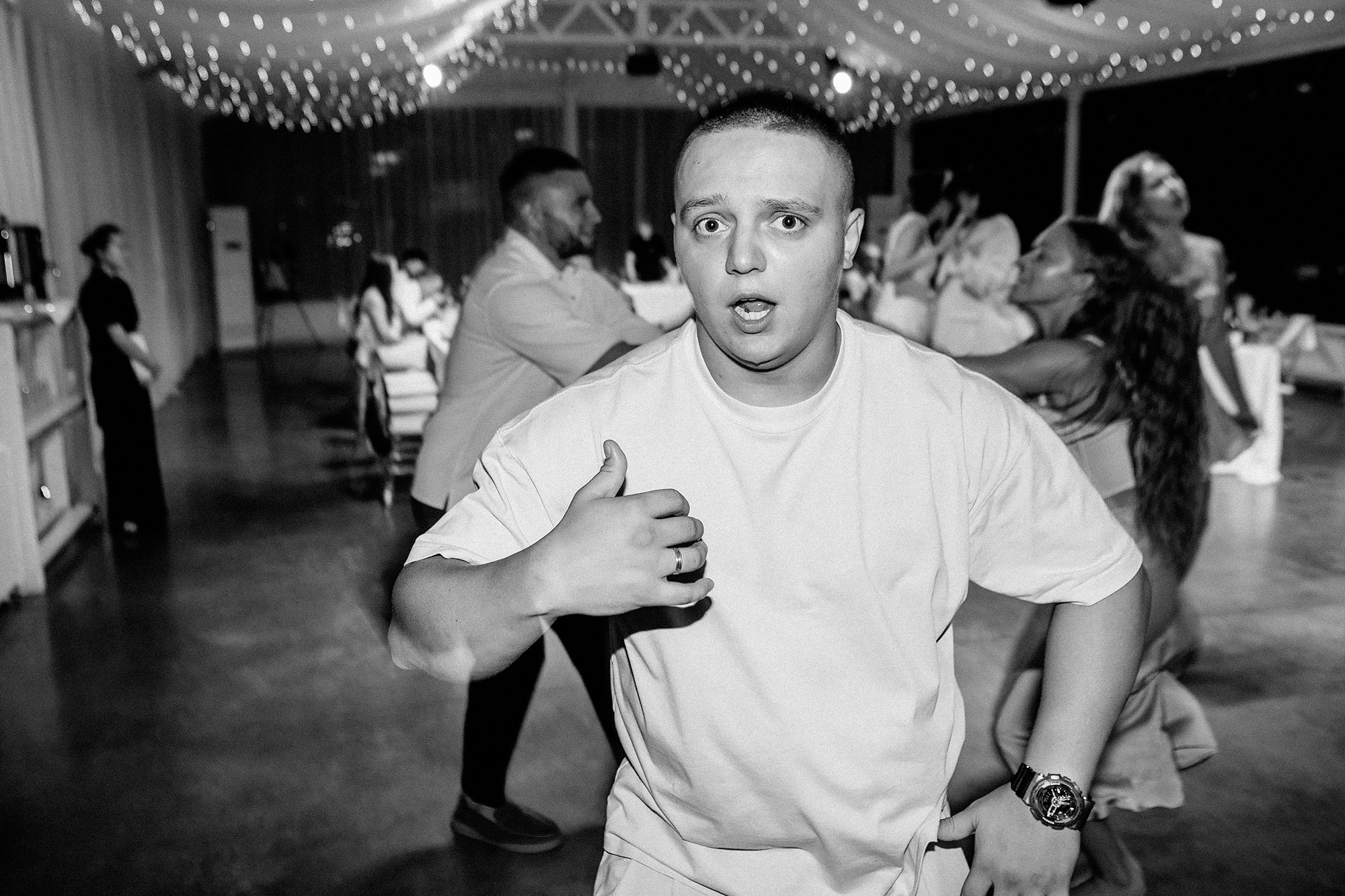 Саша и Вика 5.09.25. Свадебный фотограф Владивосток Алина Гевондова