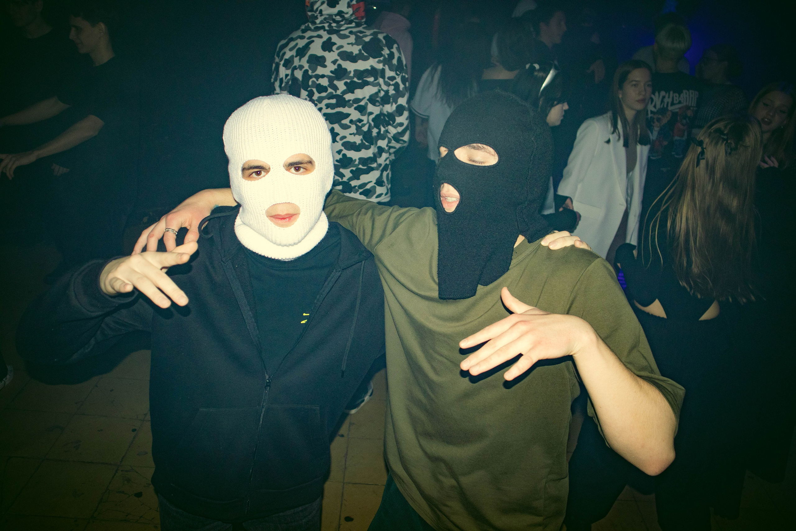 MOSHPIT. Фотограф и видеограф в Бугульме Аня Трутнева