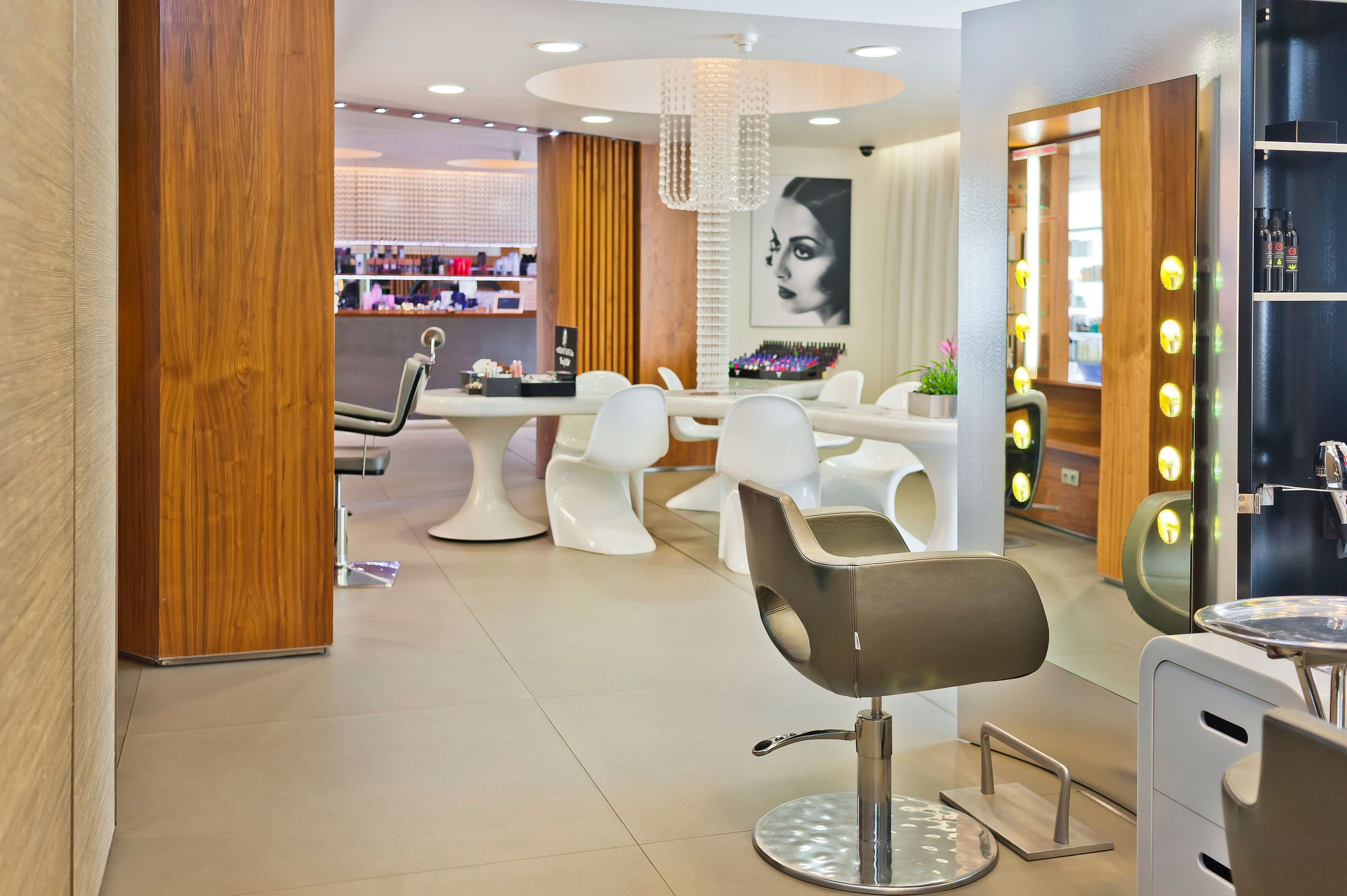 Интерьерные. Фотограф Андрей Милевский в Москве. Репортаж на ваших значимых событиях