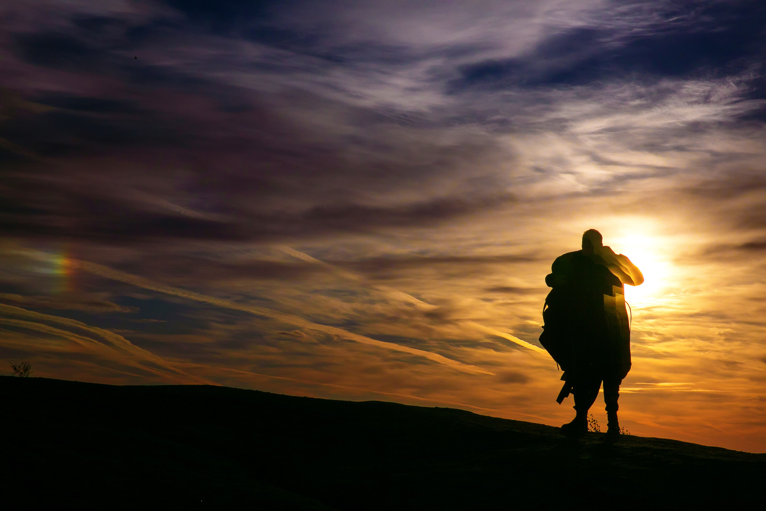 Editorial for multi-brand boutique «ЧОрная икра». АННА ВЕРСО / ANNA VERSO | Визуальный художник / Visual artist