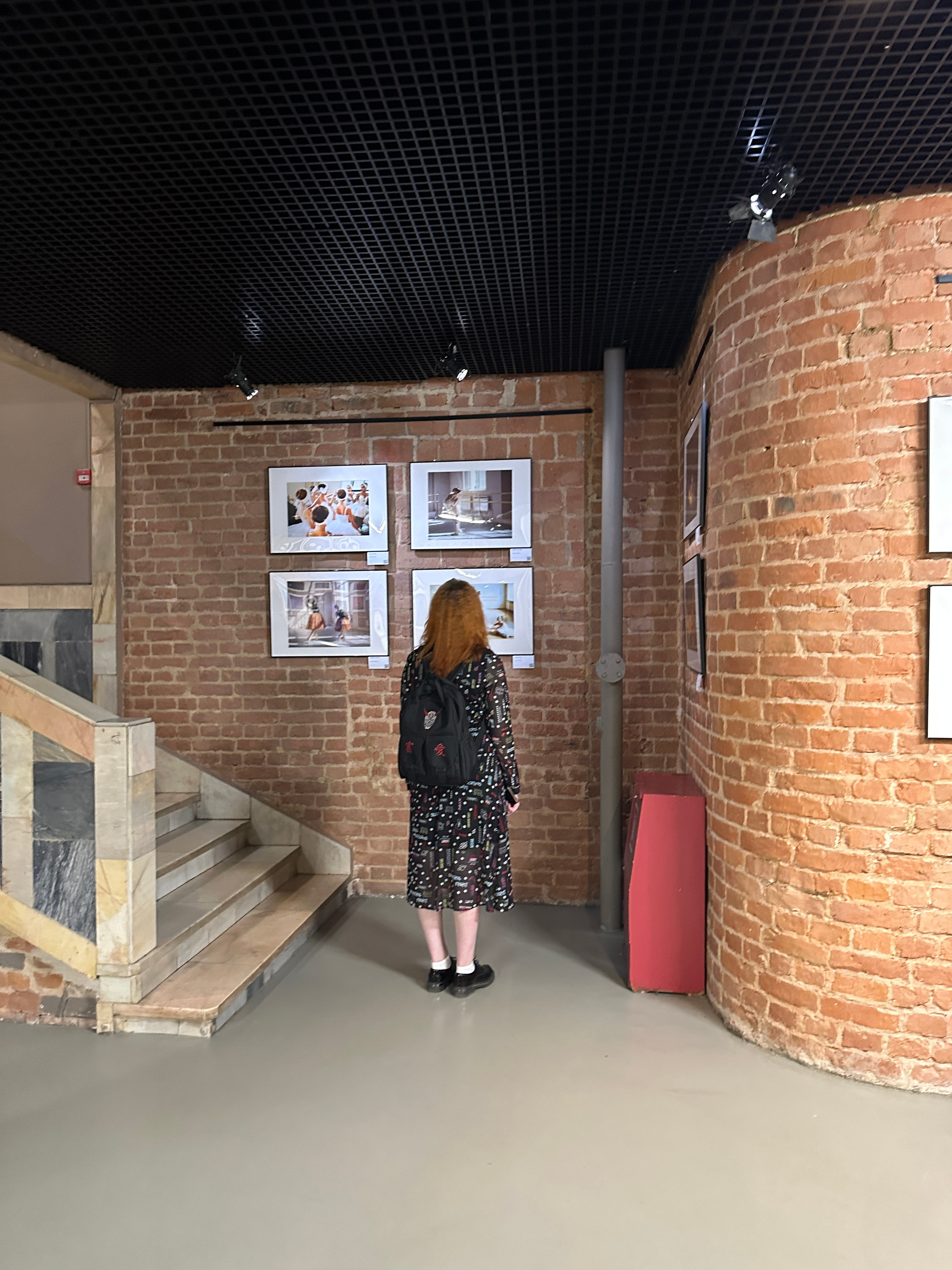 МОЛОДОЙ ТЕАТР. Reportage, architectural, fine art photographer Lena Melnikova in Moscow