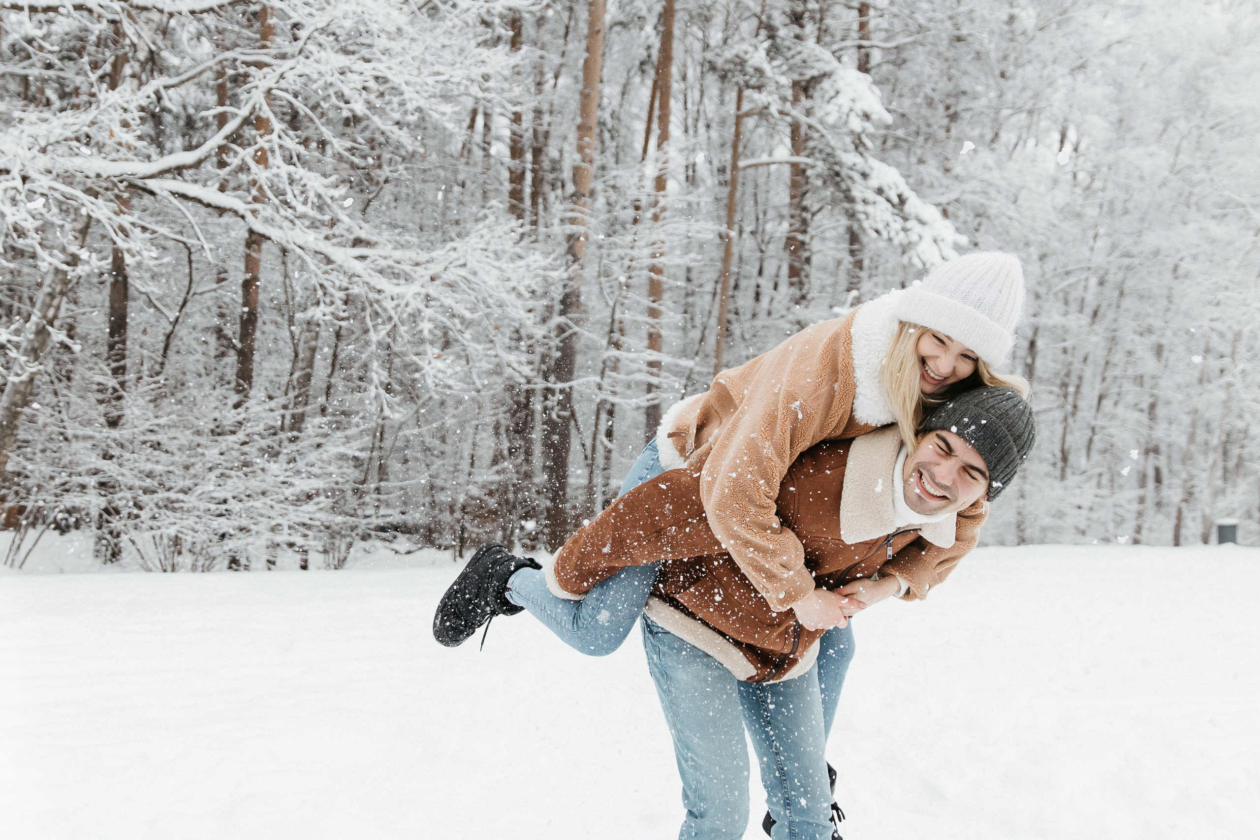 Варя и Влад лавстори. Свадебный и семейный фотограф в Москве Холда Тати