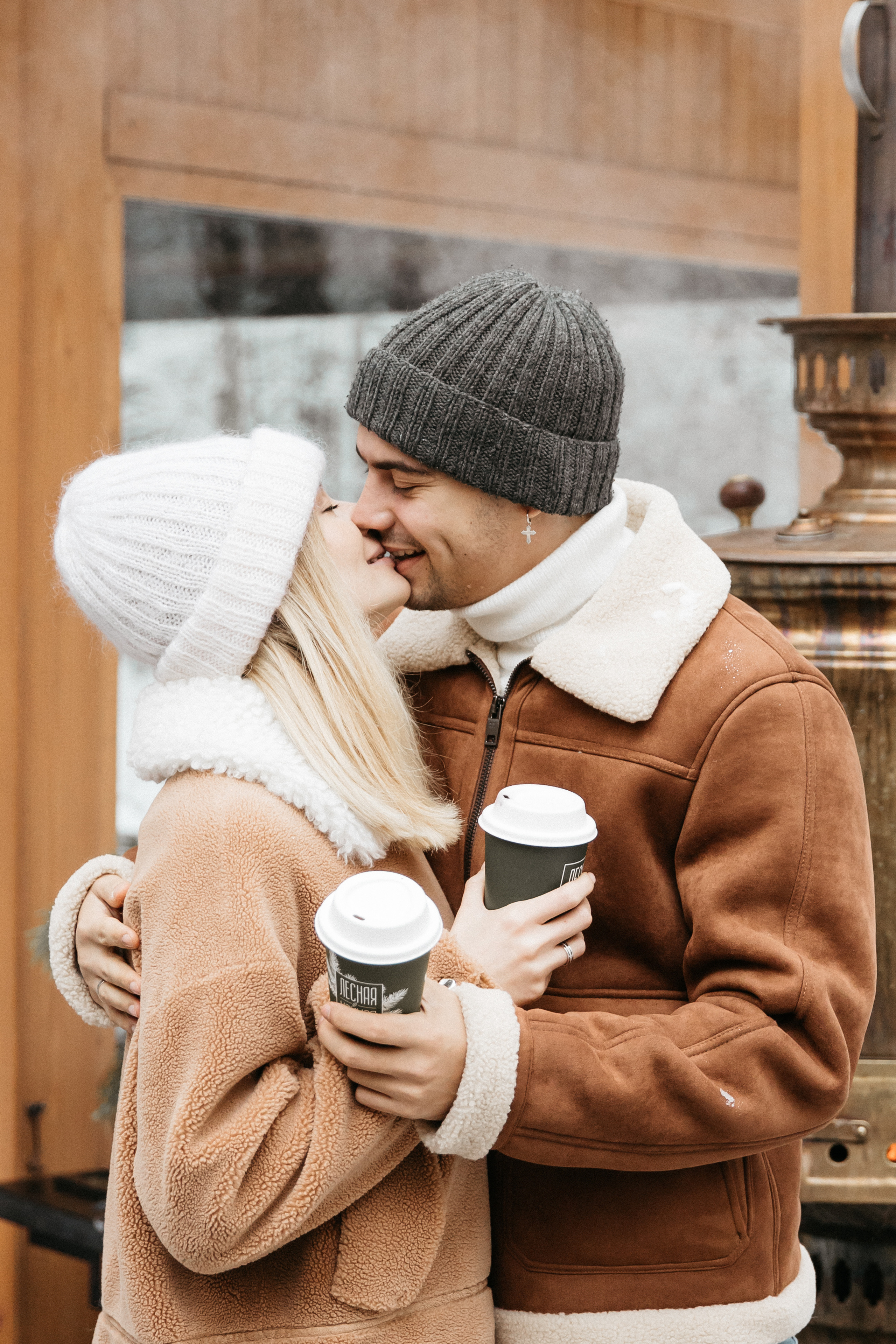 Варя и Влад лавстори. Свадебный и семейный фотограф в Москве Холда Тати