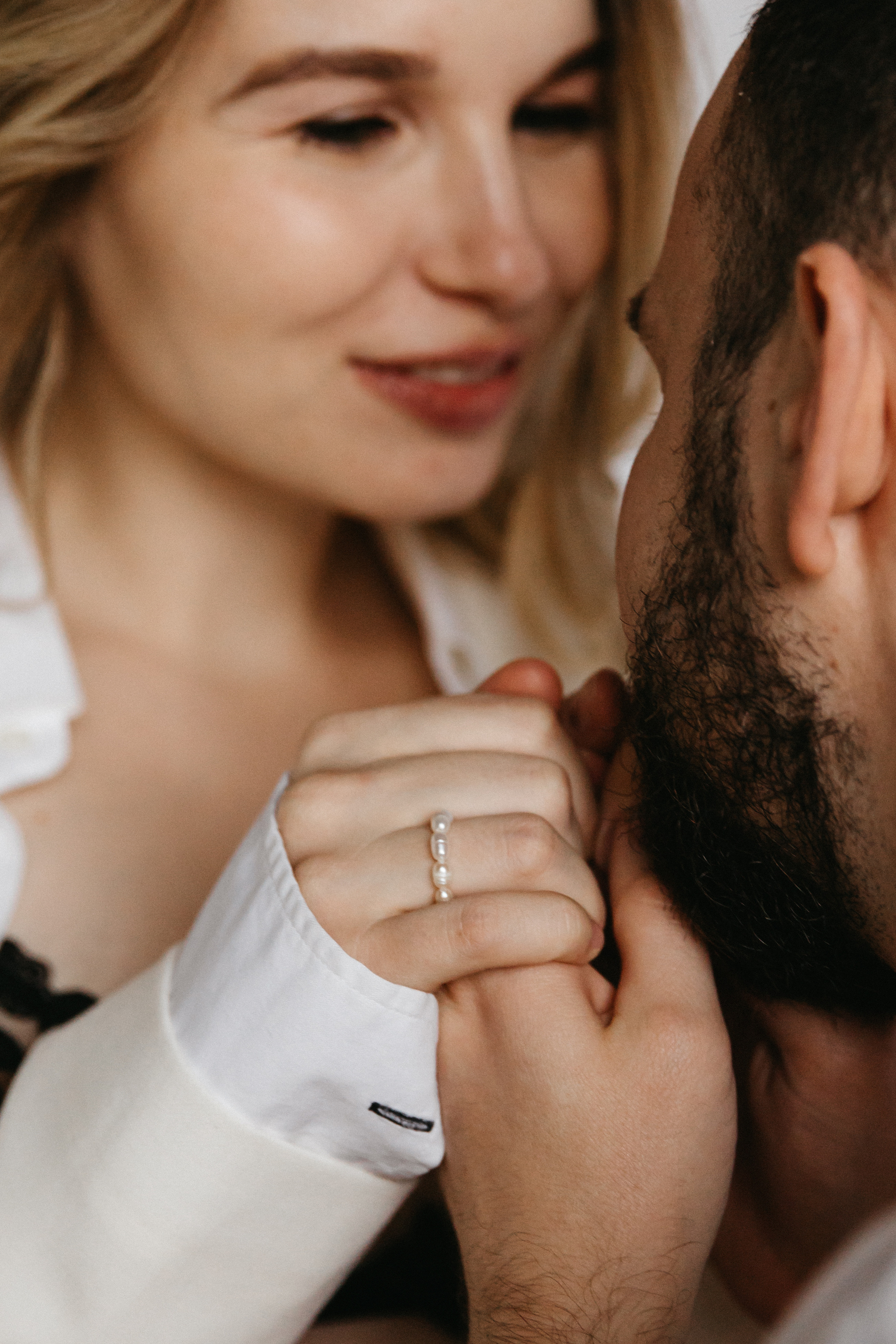 Стильная фотосессия беременности в фотостудии в Москве 2023