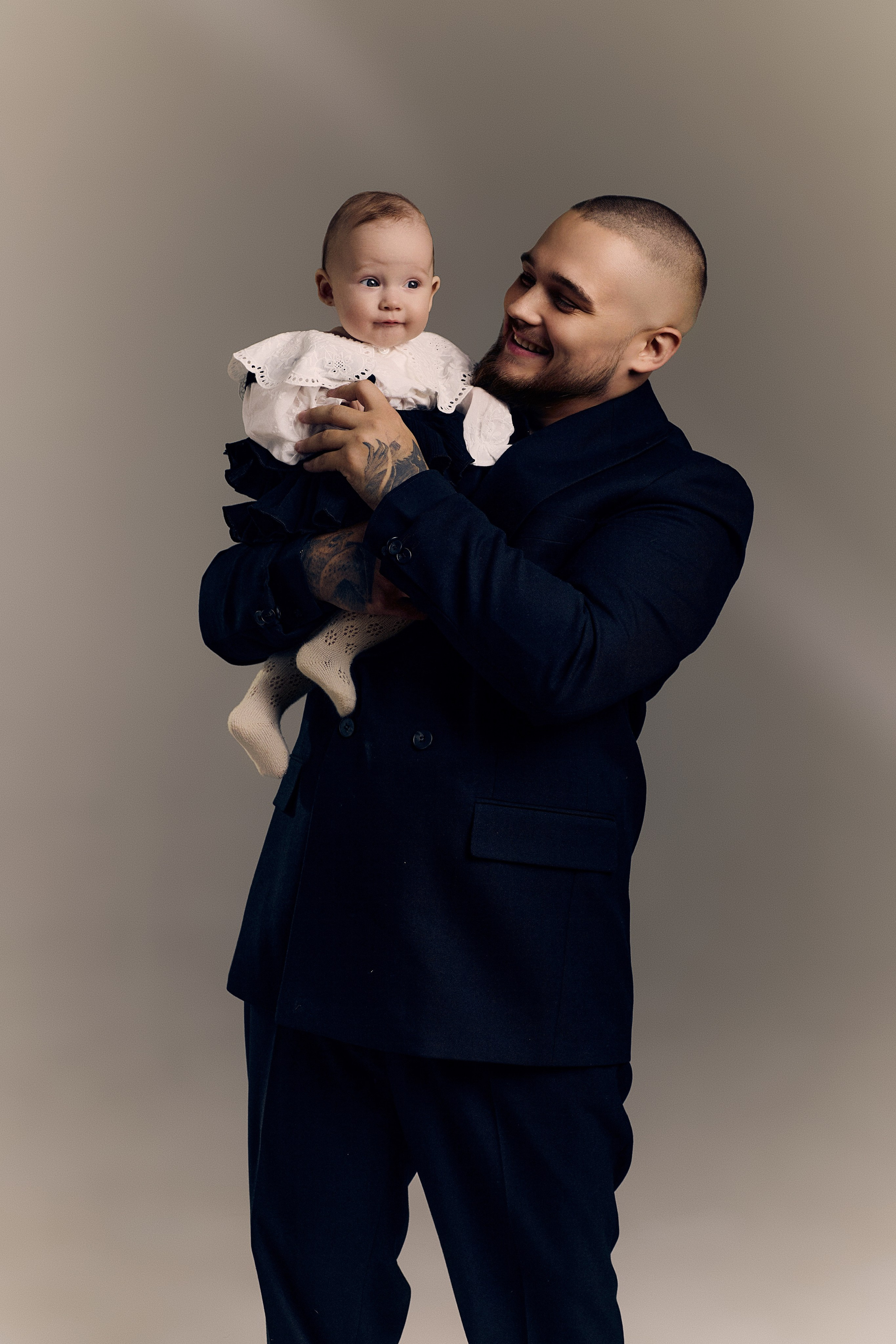 ANASTASIA & ANDREY & AVRORA. Ася Солопова, фотограф Тюмень