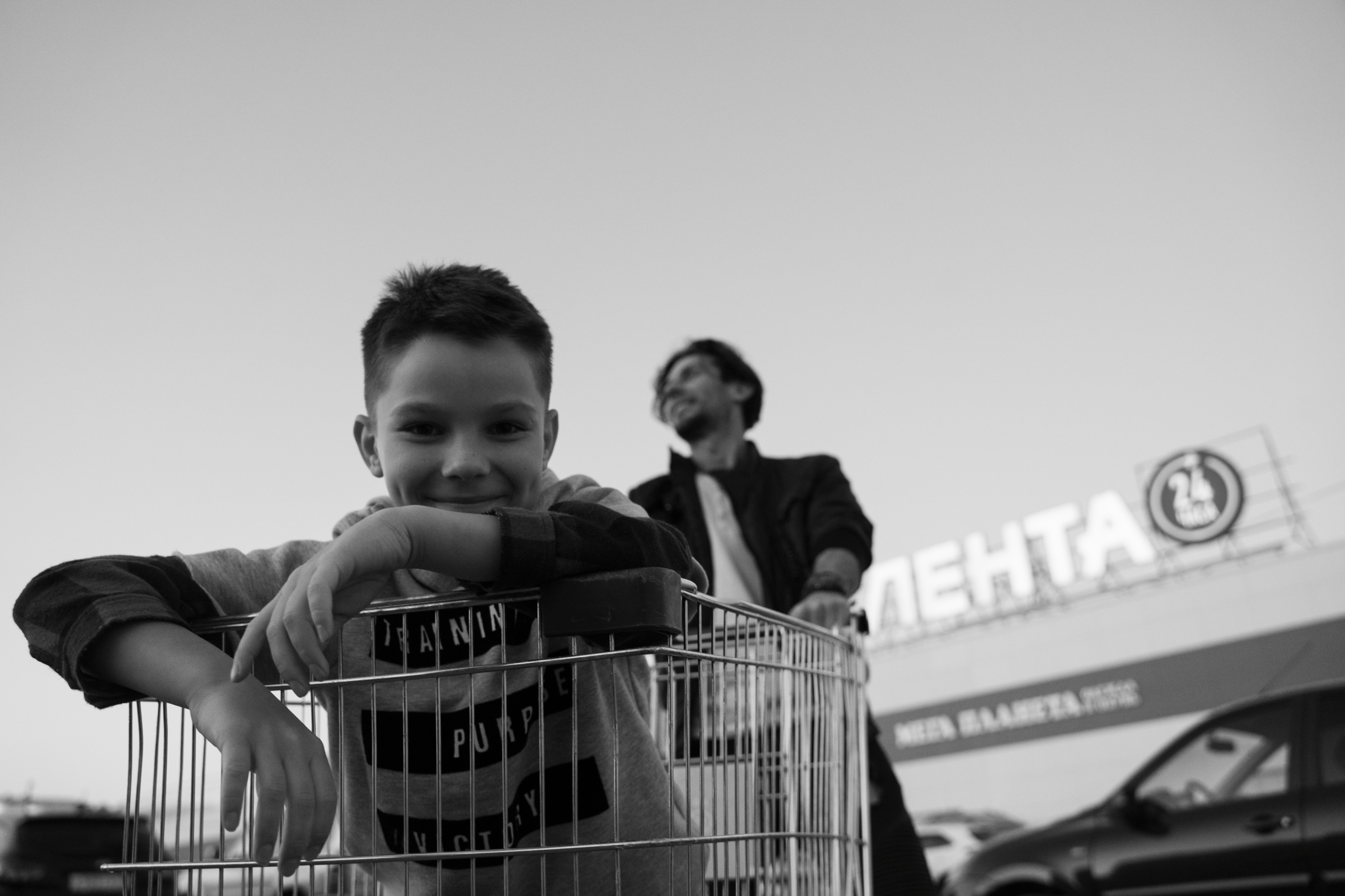 Отец и сын. Фотограф Максим Маркелов