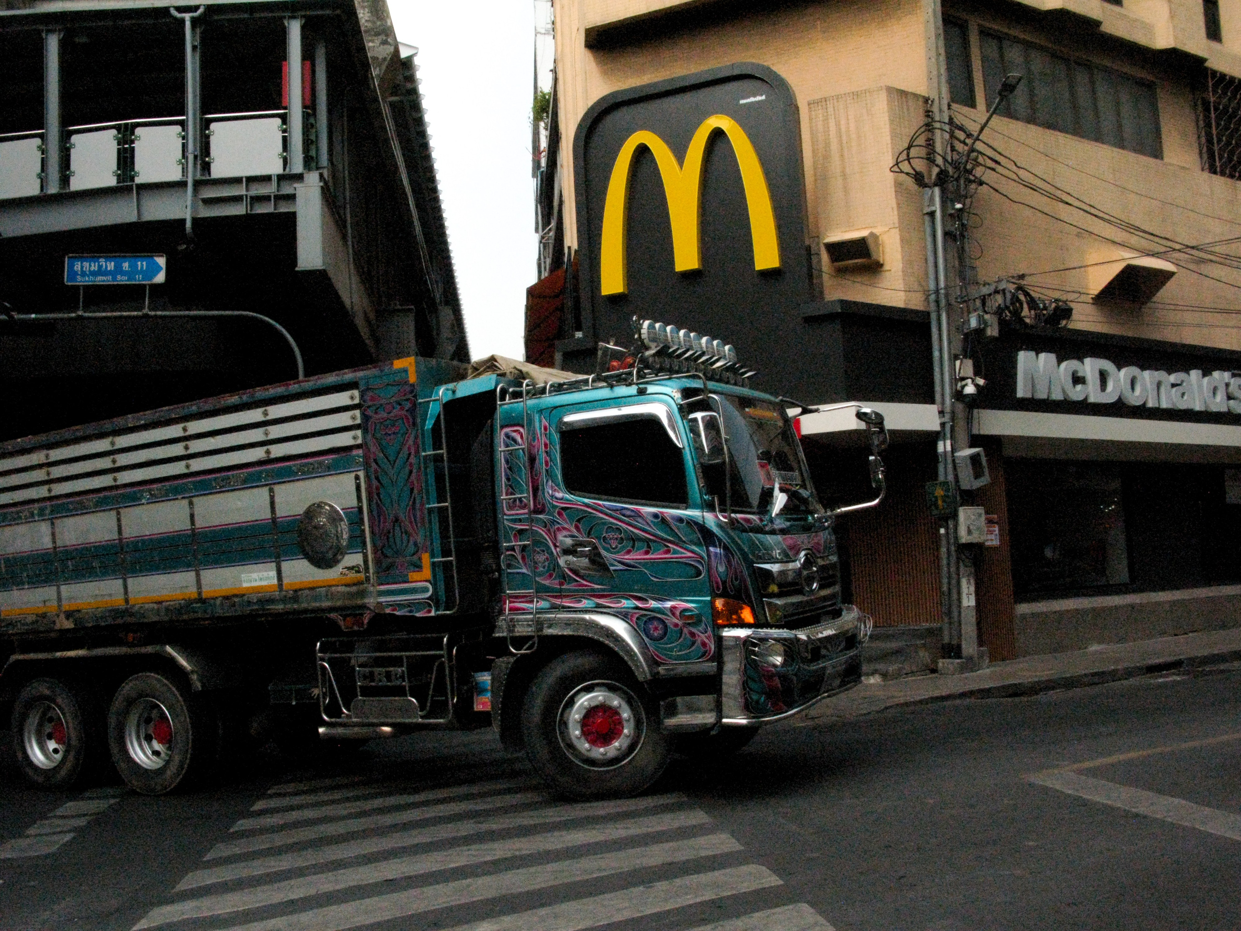 Thai. Фотограф Миланазавр