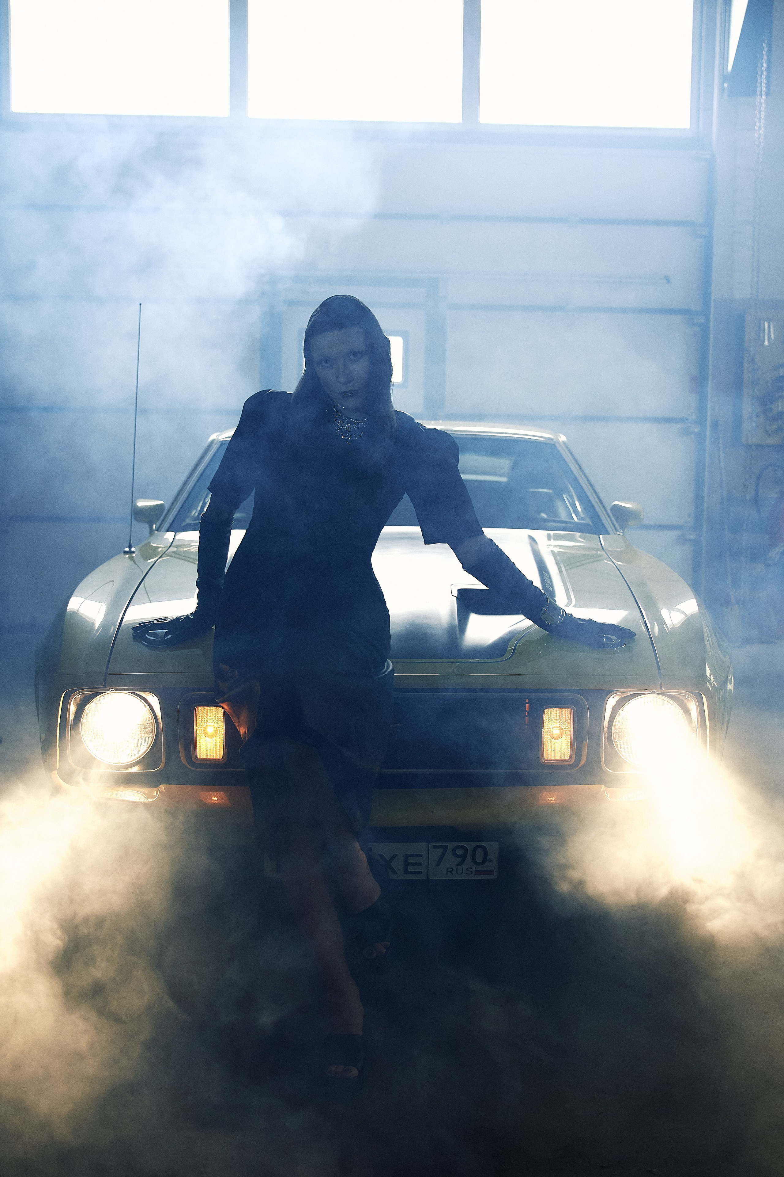 Garage. Фотограф в Москве. Каталог, лукбук, портреты