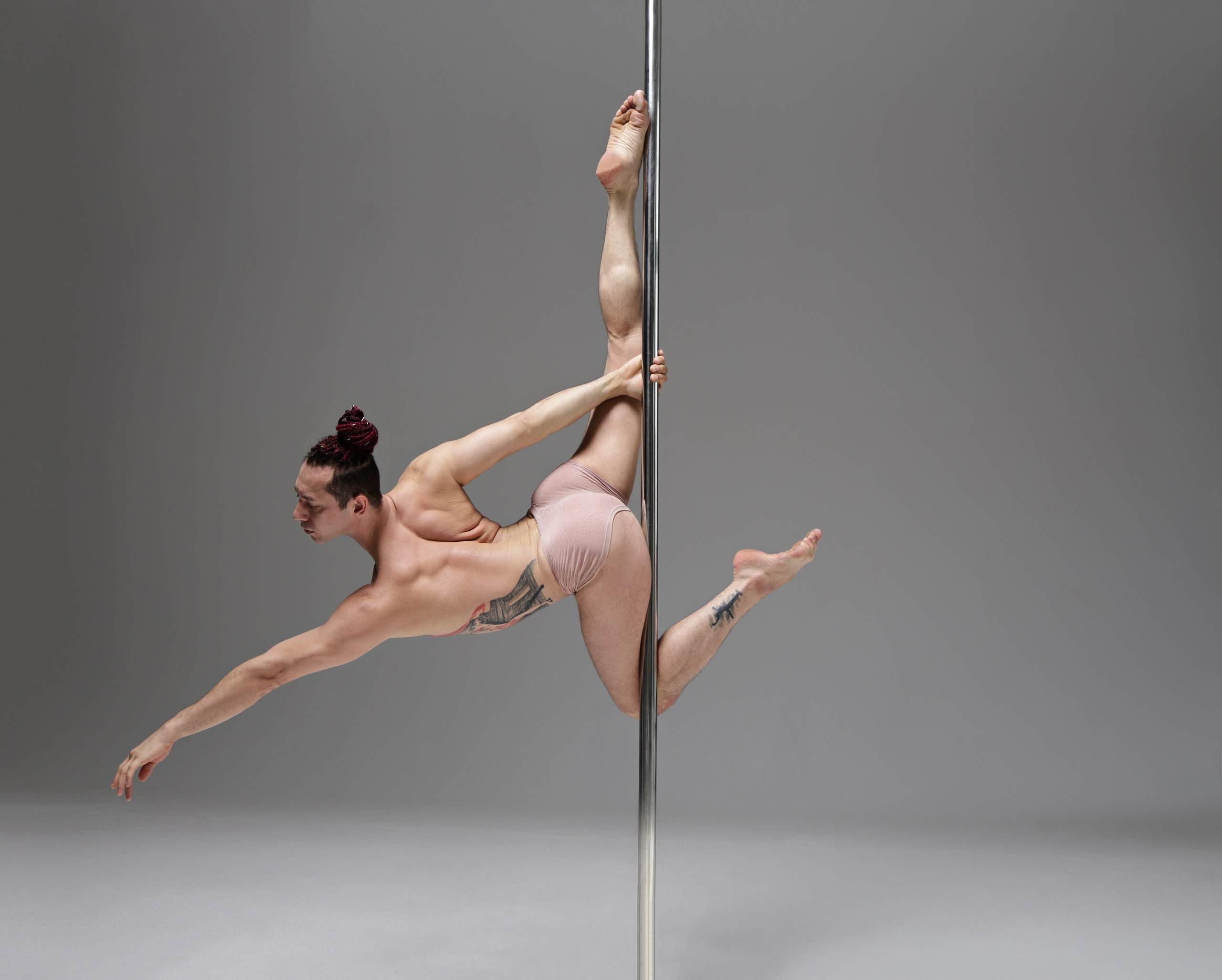 Pole dance (Минимализм). Фотограф Диана Лысанова