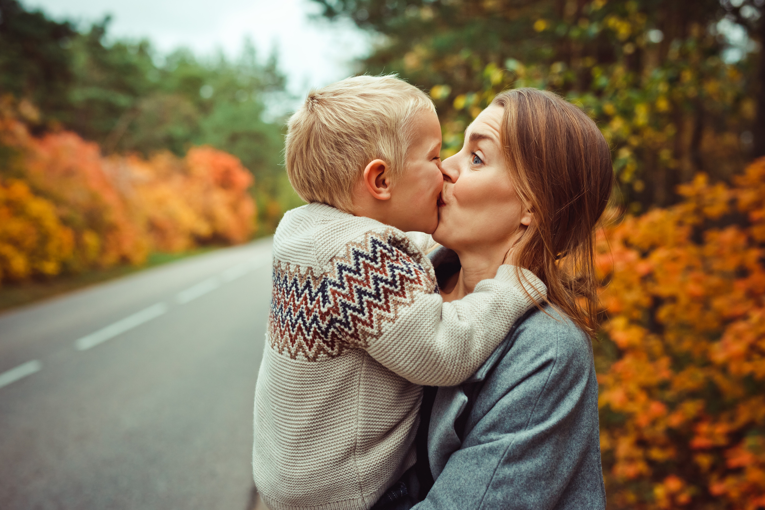 Катя с ребятами. Фотограф Зеленоградск Красильникова Елена