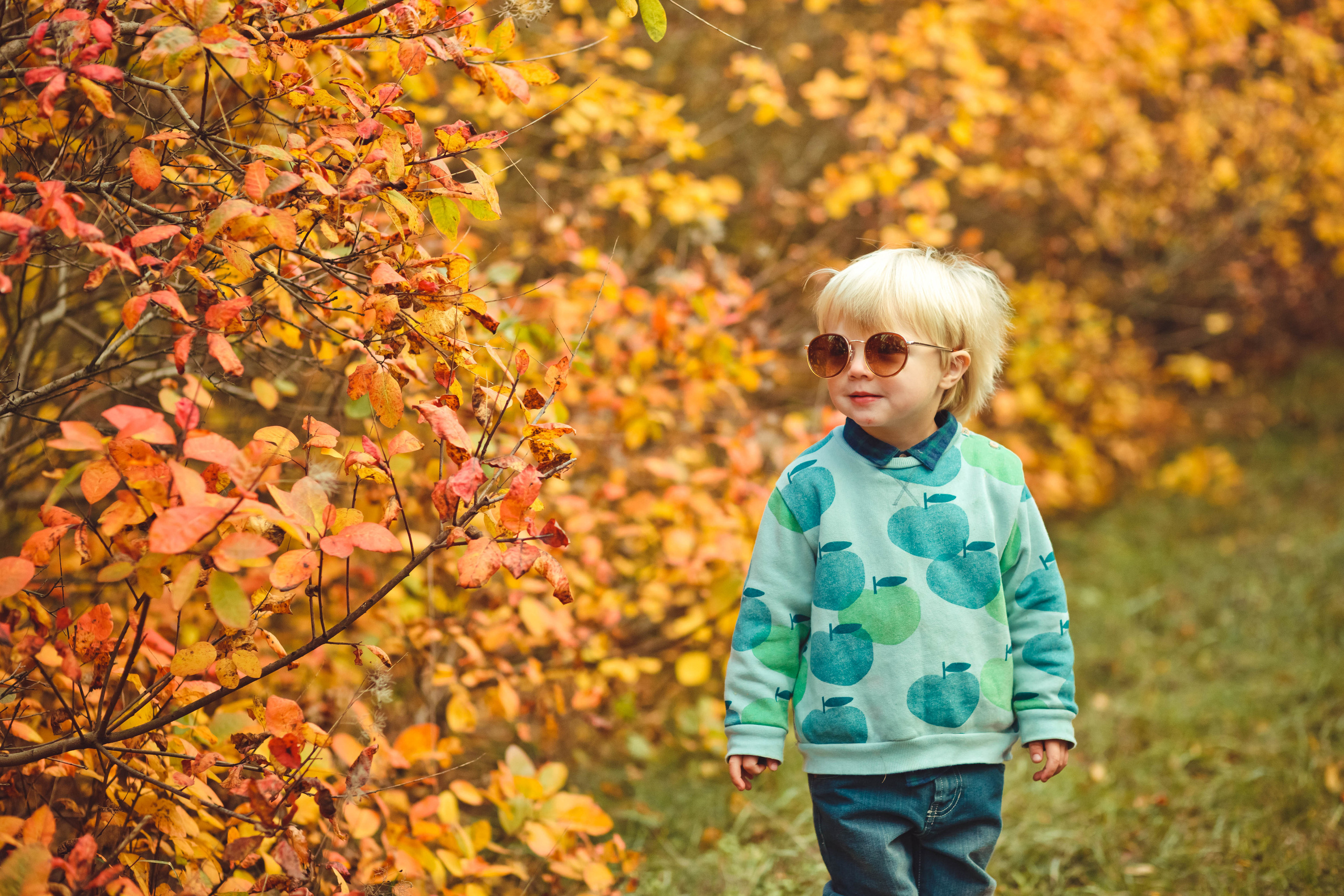 Катя с ребятами. Фотограф Зеленоградск Красильникова Елена