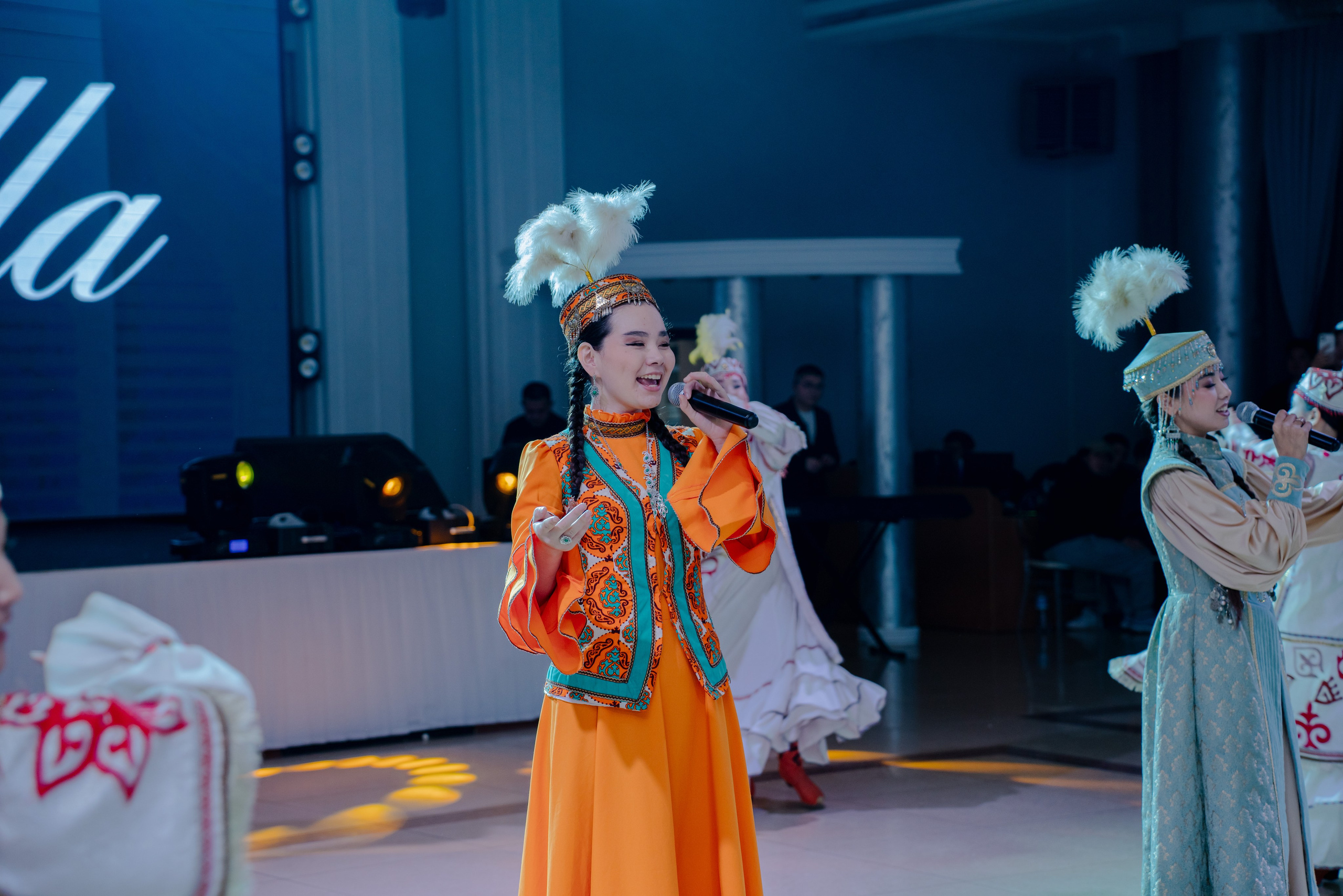 KAMILLA QYZ UZATU. Nomad media