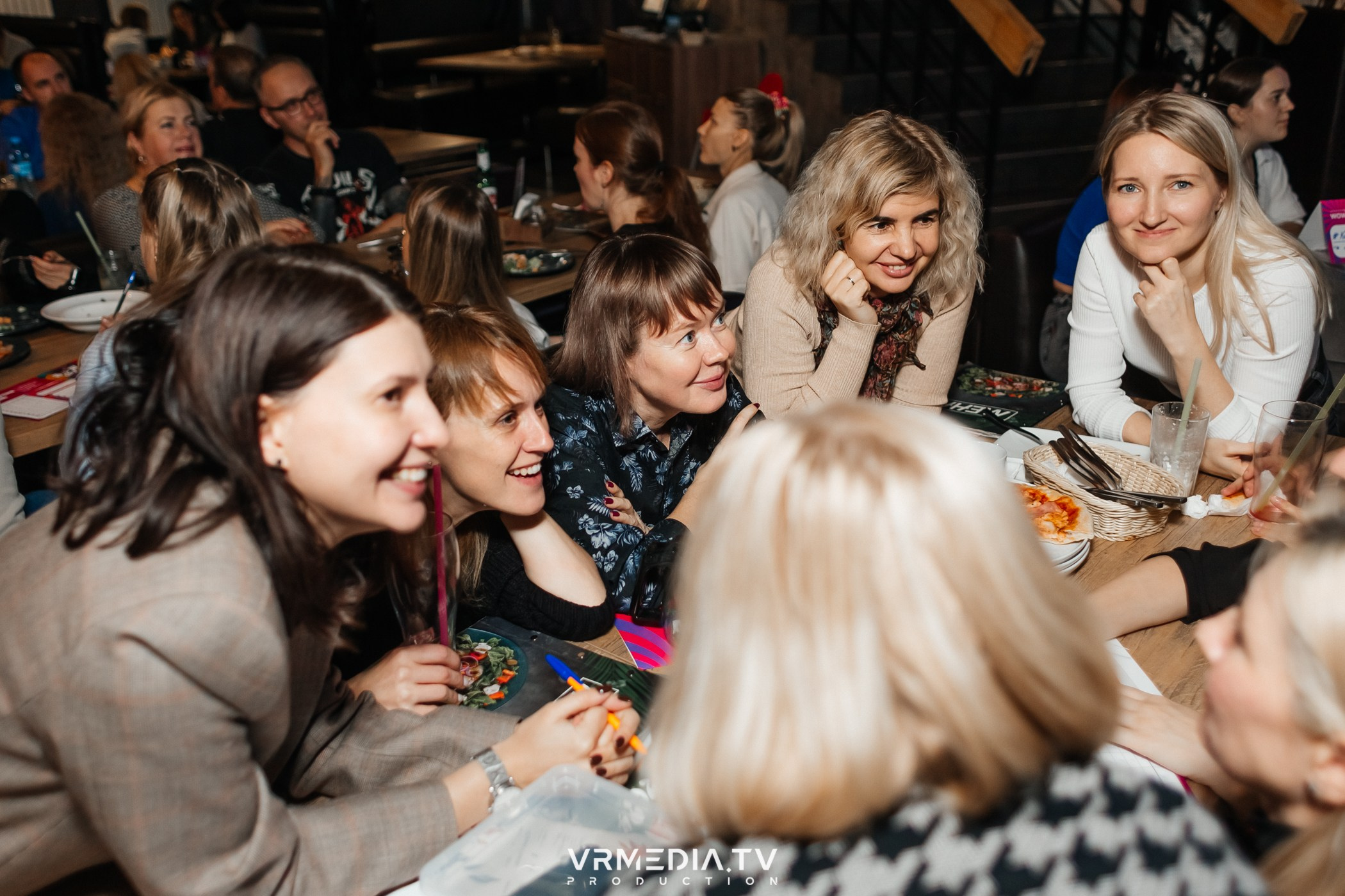 WoW QuiZ в баре «Друзья»