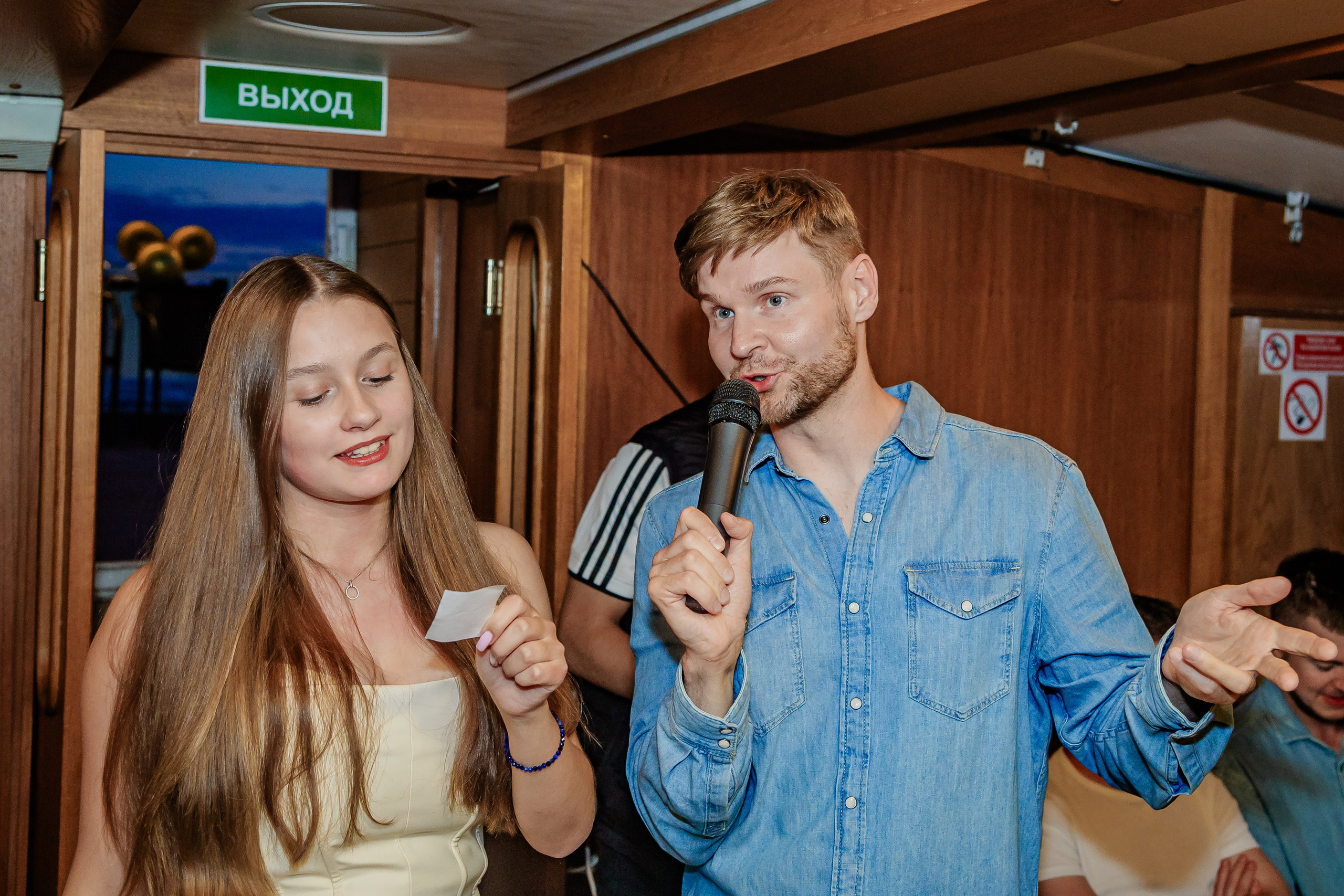 Выпускной на теплоходе. Фотограф в Санкт-Петербурге Чумаков Семен