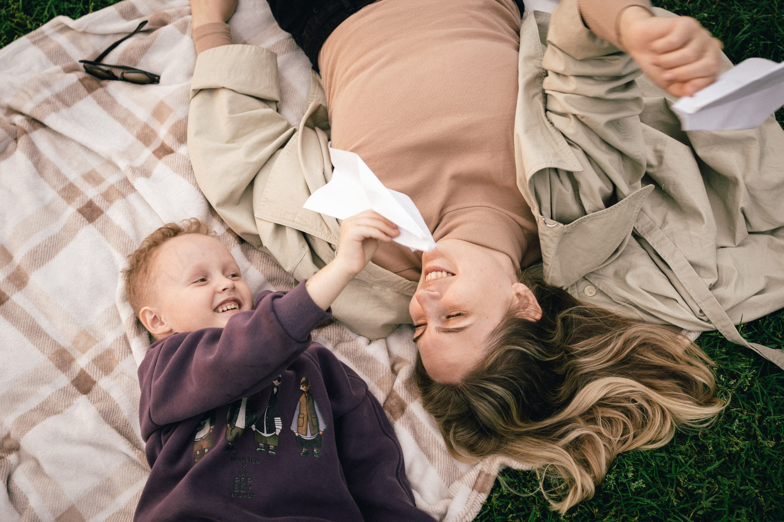 Мама и сын. Репортажный фотограф в Санкт-Петербурге. Фотограф на мероприятие в СПБ