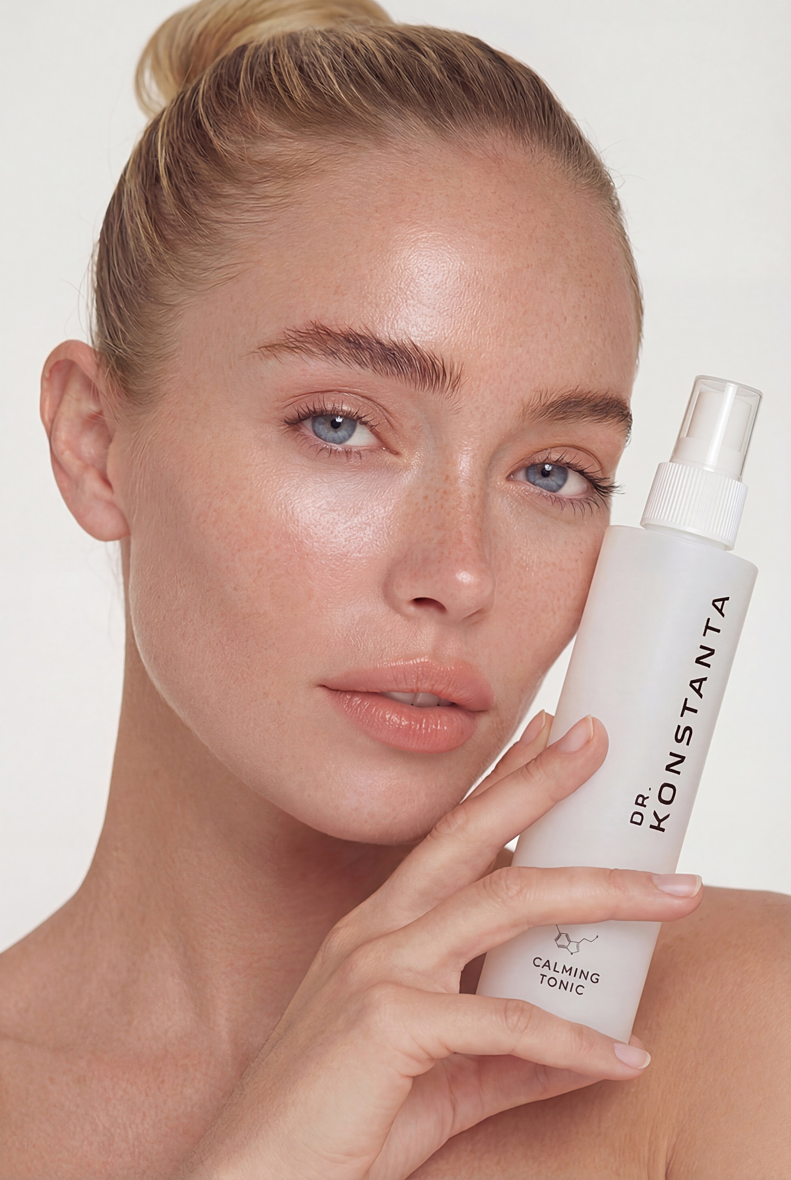 AI-генерации. Сайт предметного фотографа Белоусовой Анны