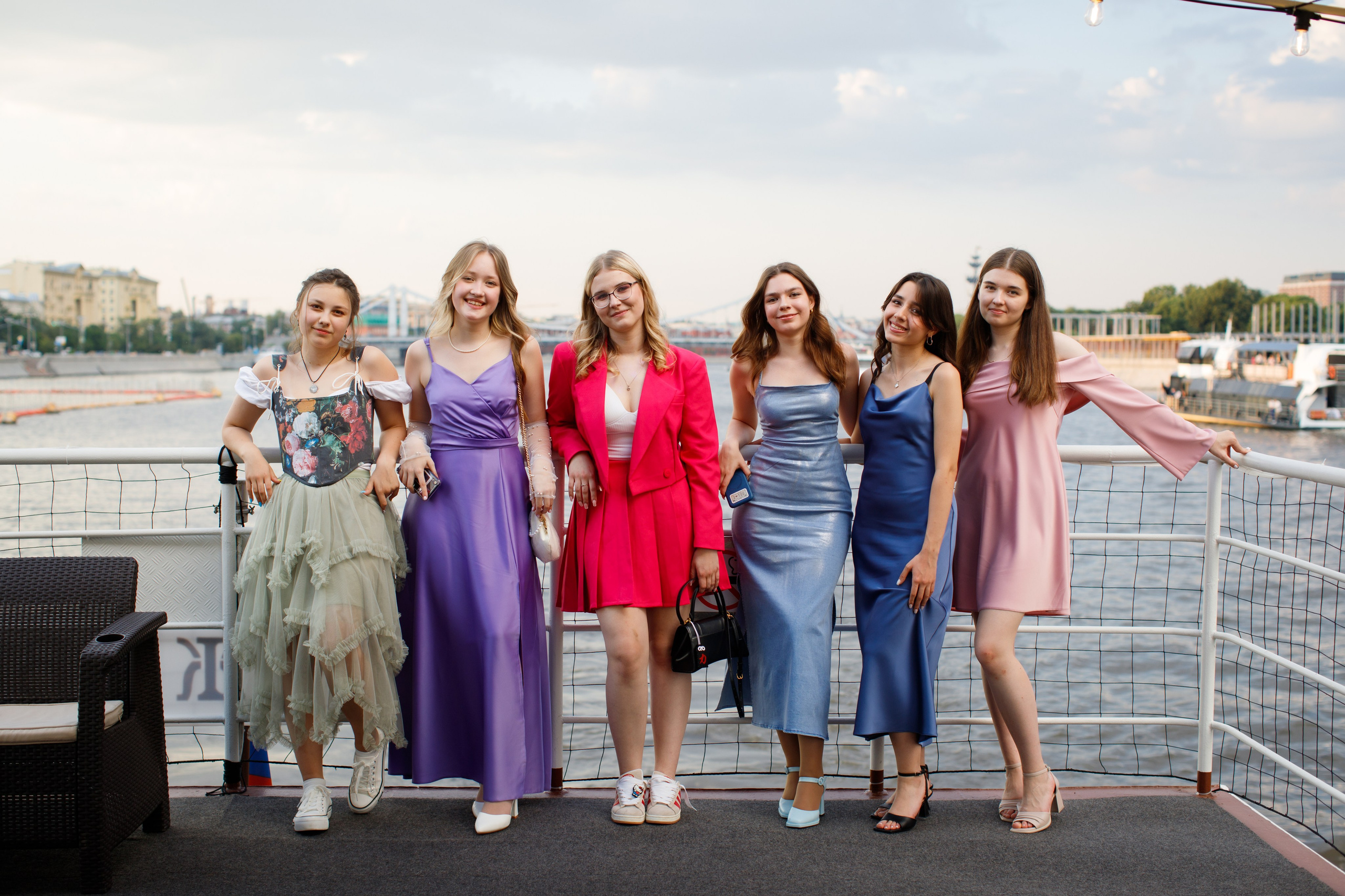 9 класс / Гимназия № 1558 имени Росалии де Кастро / Выпускной. Детский и семейный фотограф Мария Киселёва. Москва