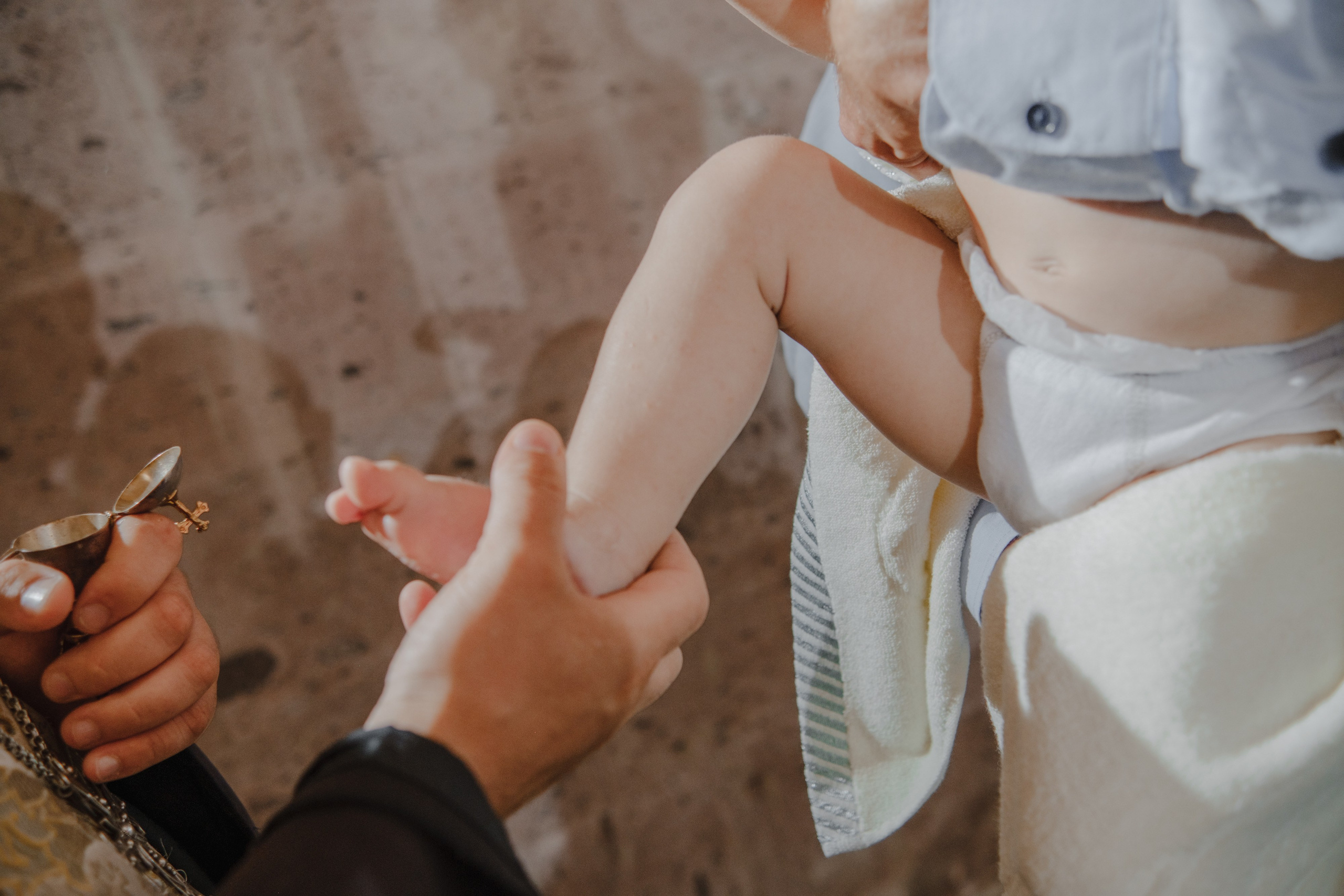 Армянская церковь. Семейный фотограф на крещение и венчание