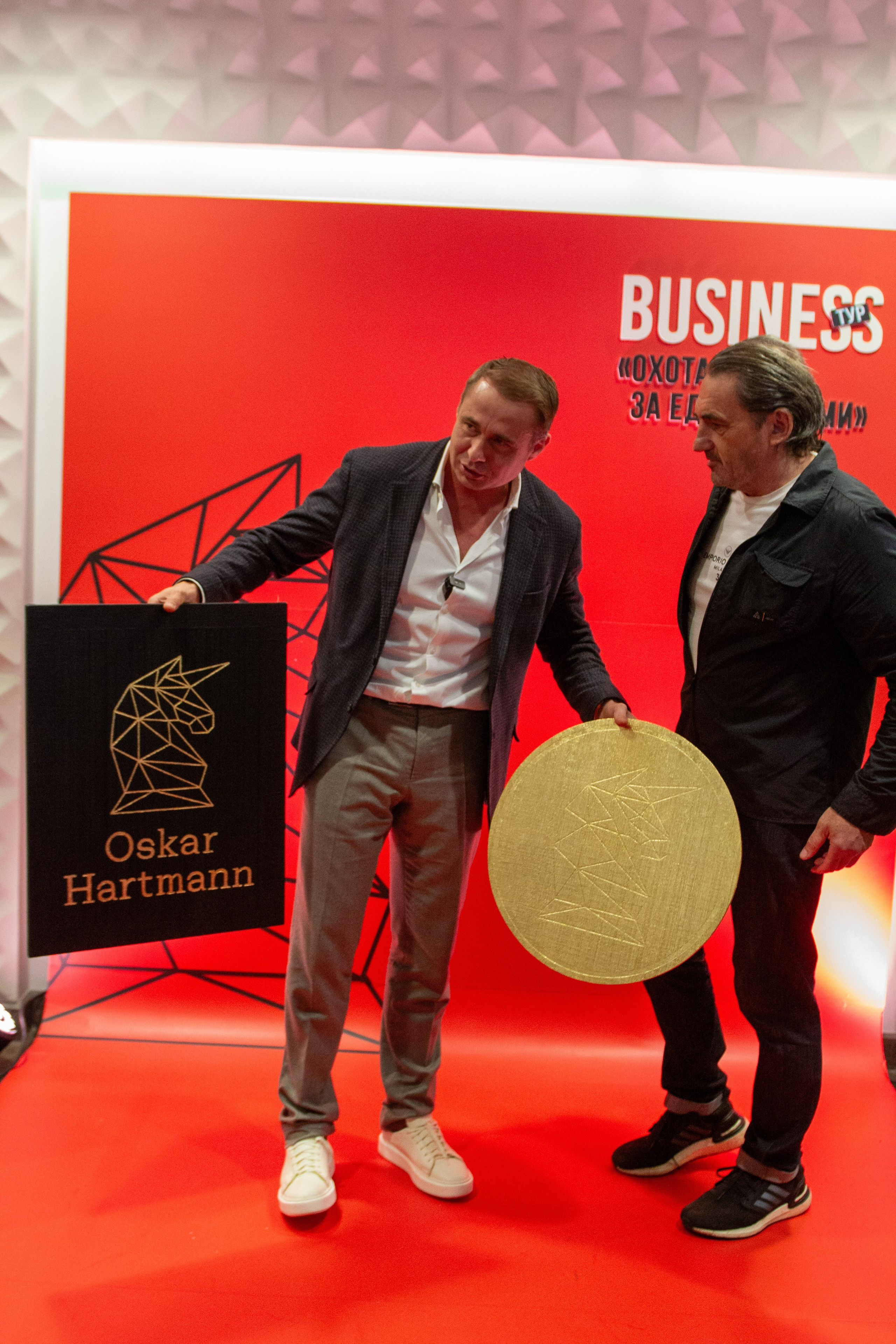 Тур Оскара Хартманна «Охота за единорогами». Дарья Терещук — репортажный фотограф в Минске